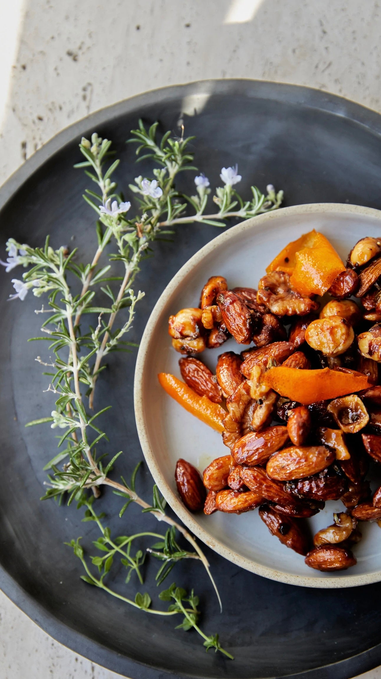 Roasted Spicy Honey Mixed Nuts