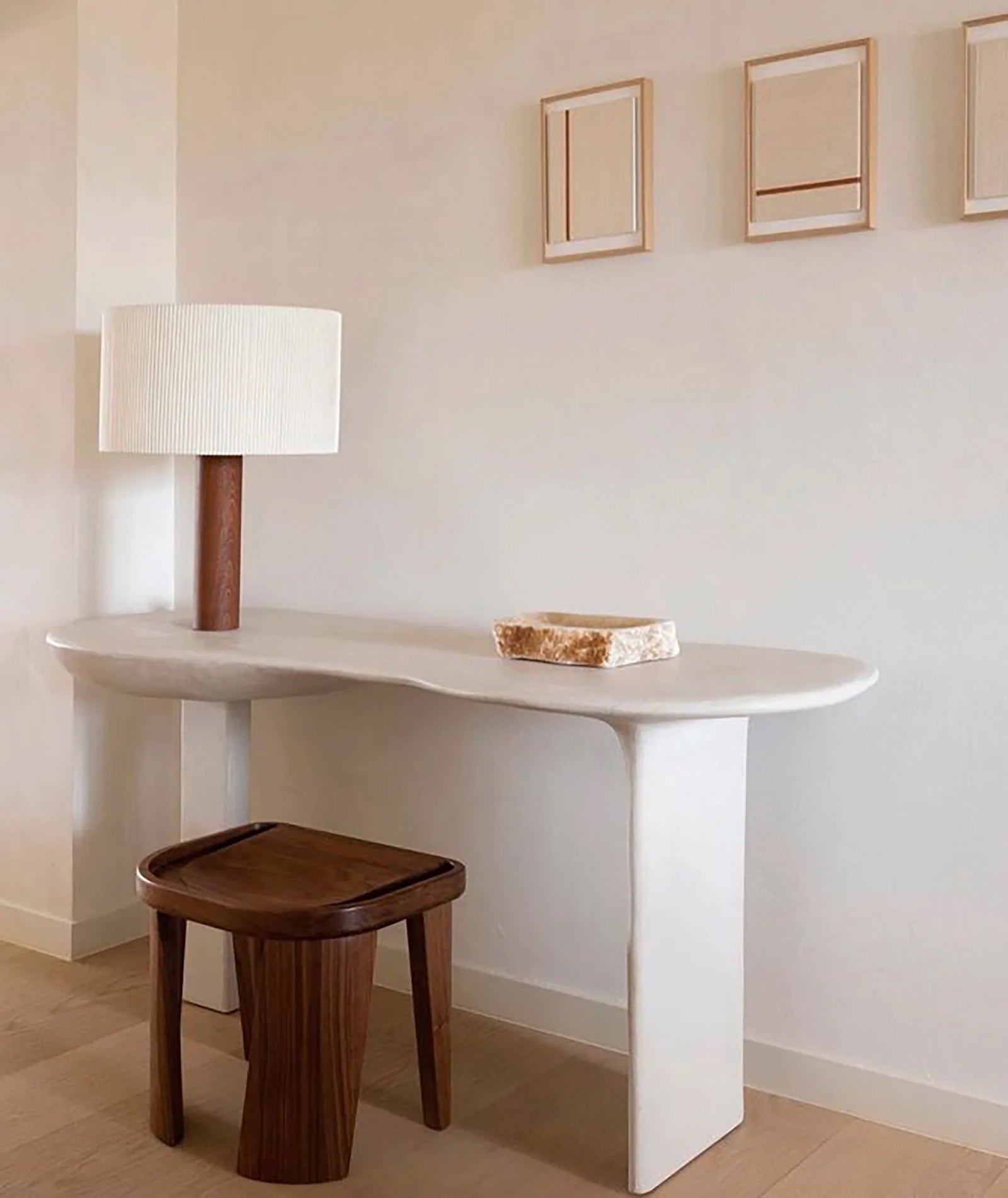 Cluster Stool