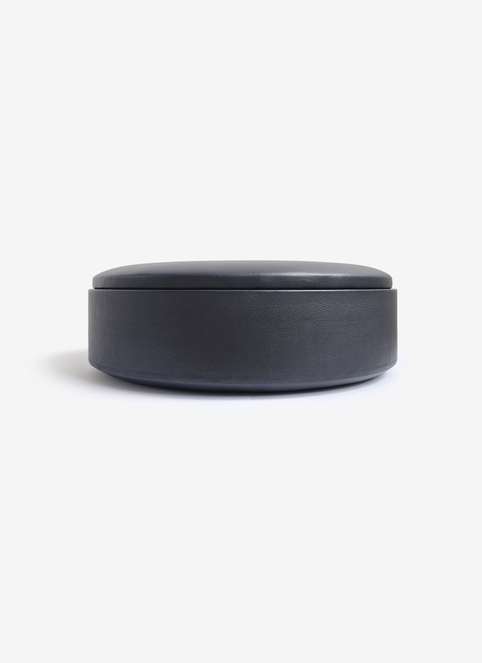 Pastille Medium Box - Black Leather