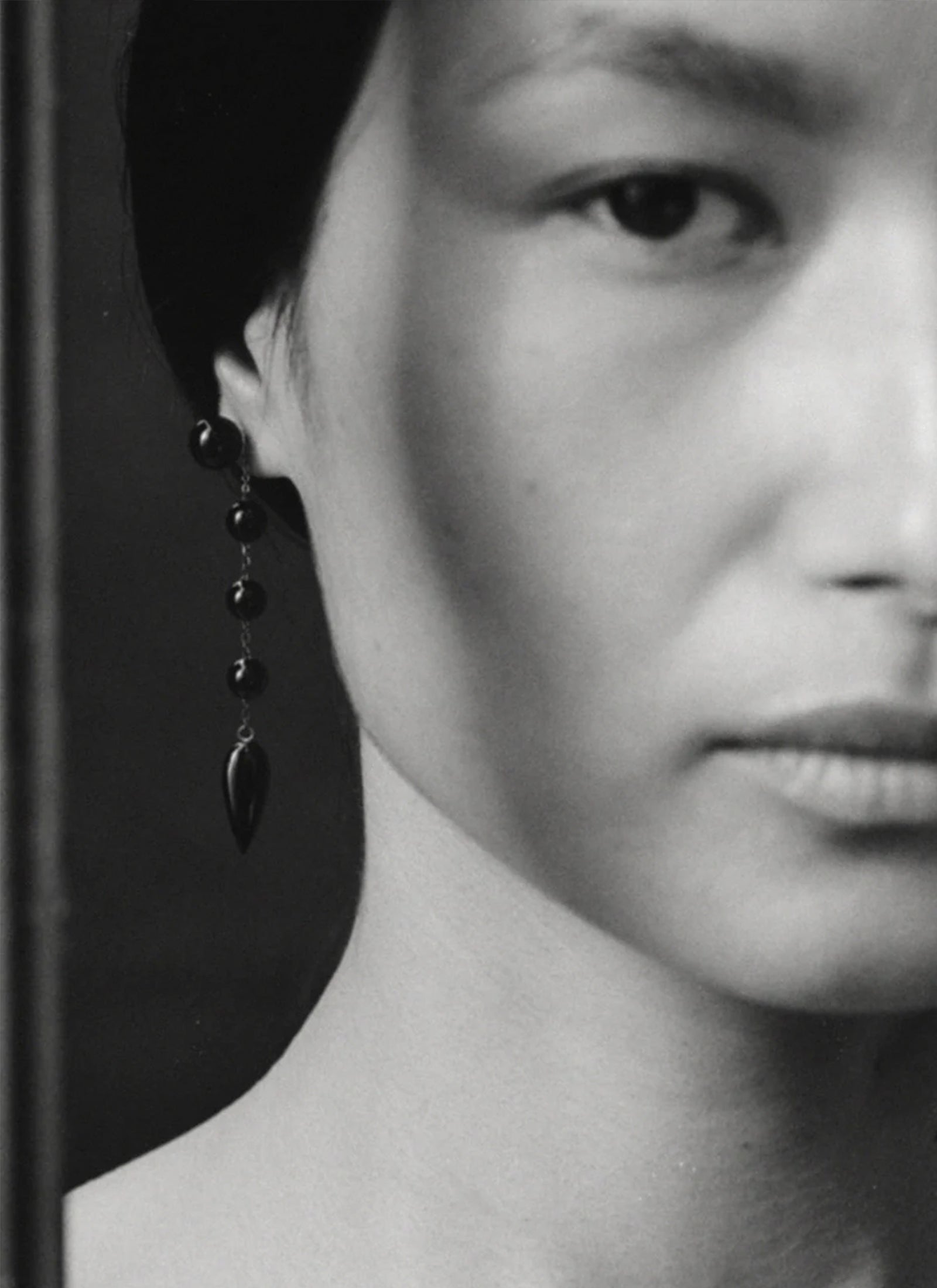 Small Phoenician Earrings - Onyx