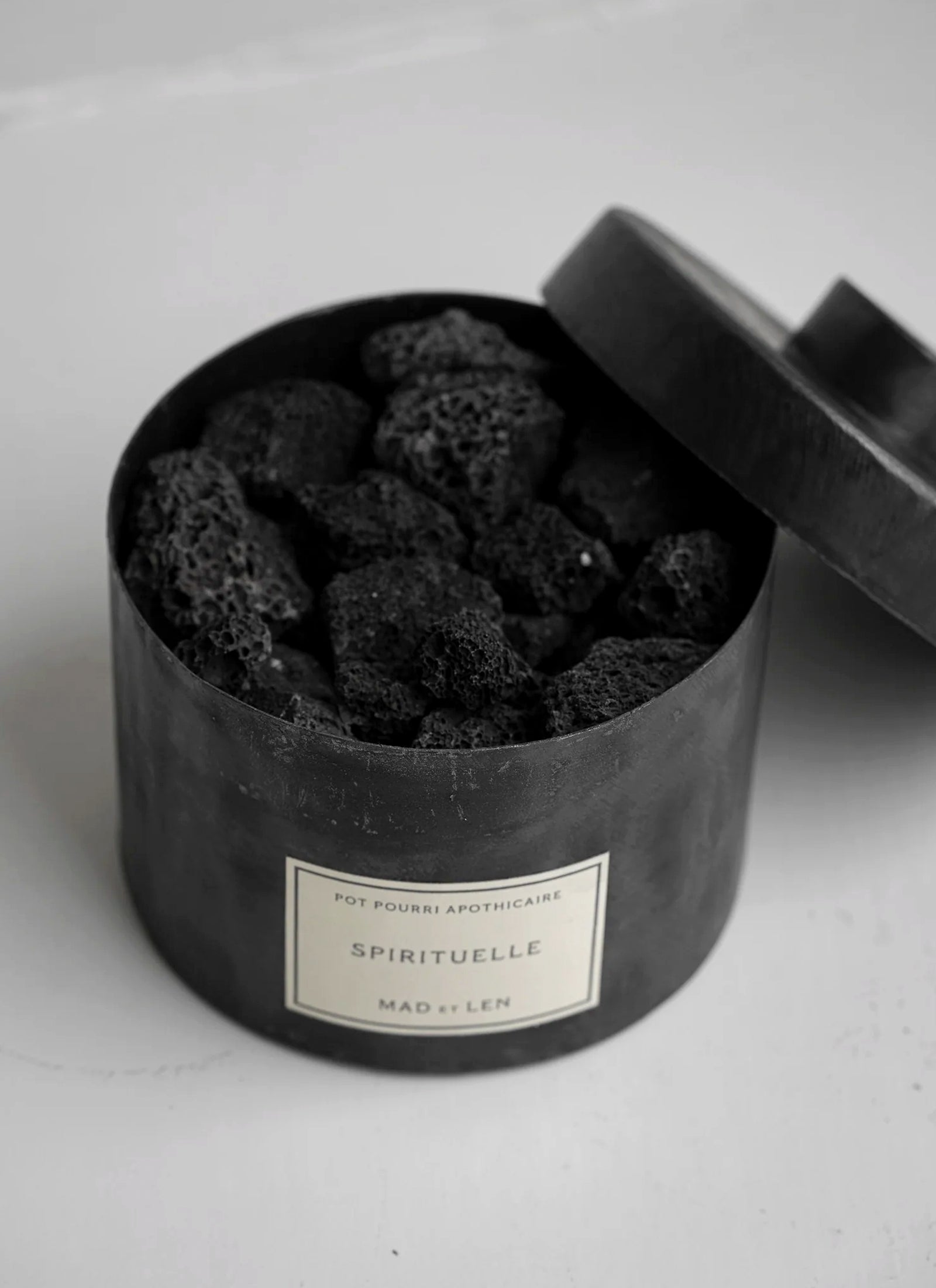 Pot-Pourri w Lava Rocks - Spirituelle