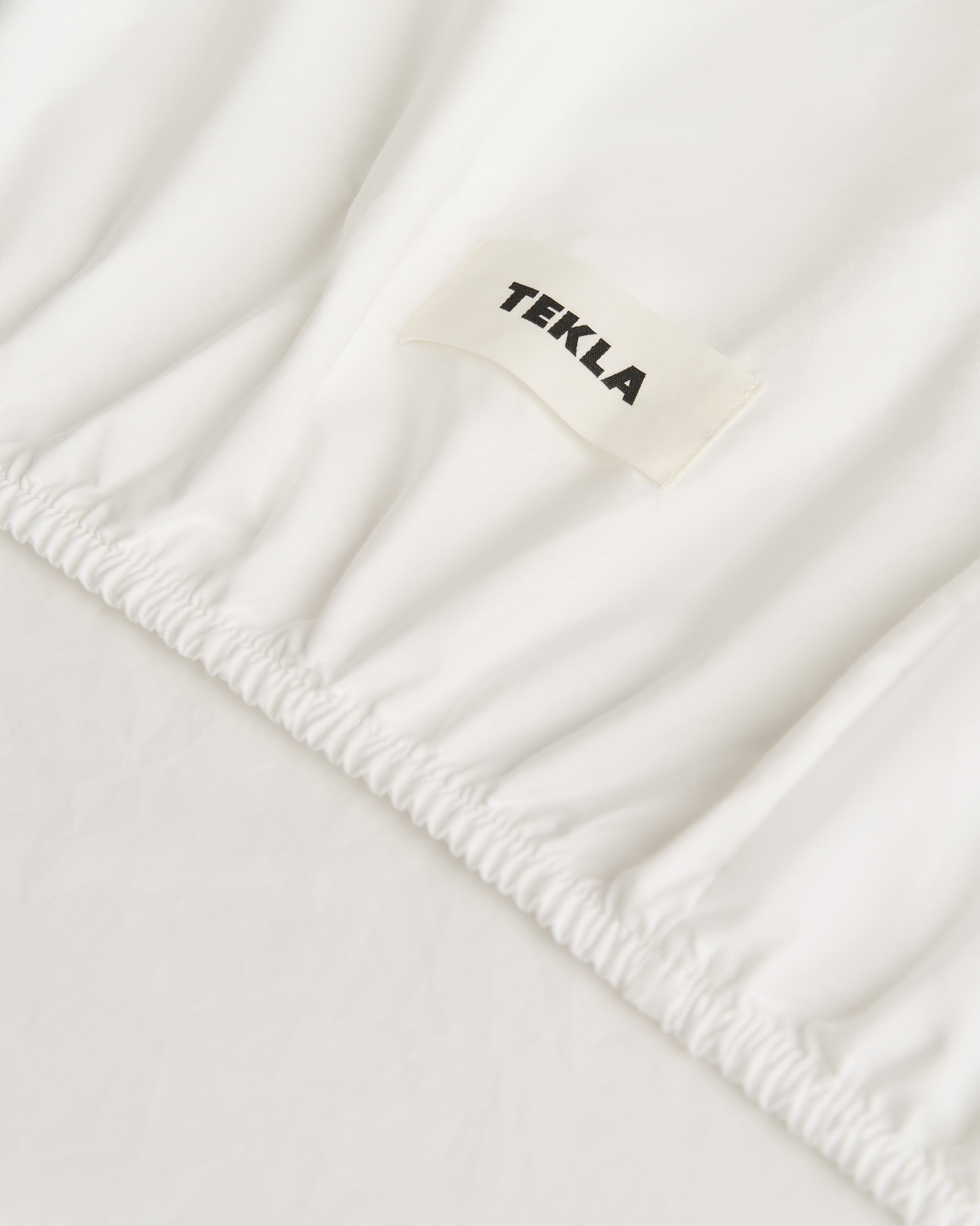 Fitted Sheet in Broken White