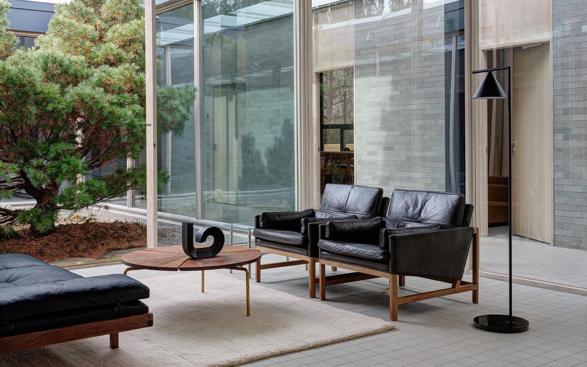Wood Frame Lounge Chair