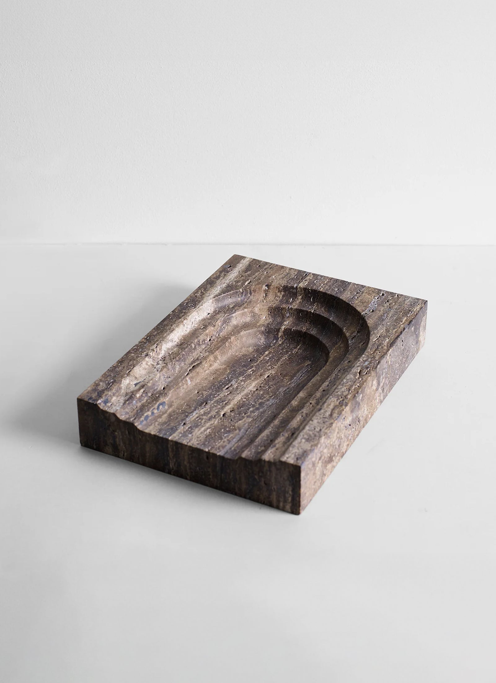 Block Thoronet Dish in Dark Travertine