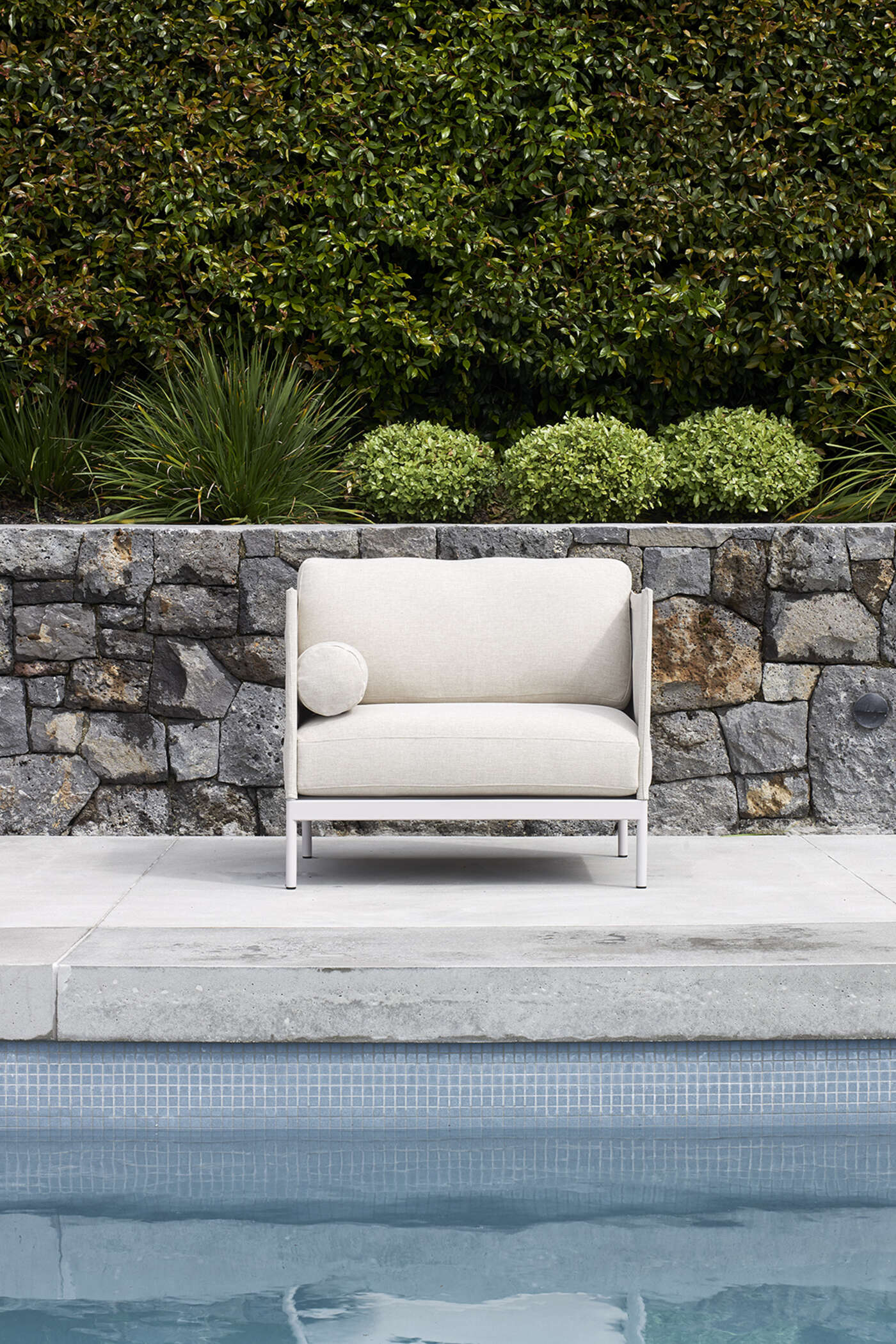 November Outdoor Chair