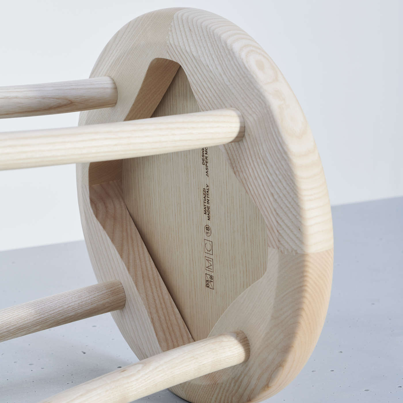 Zampa Stool