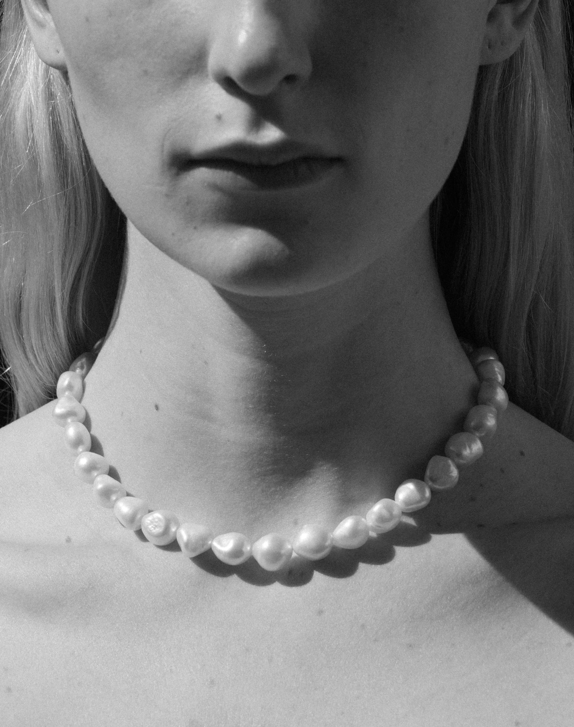 Simple Baroque Pearl Collar