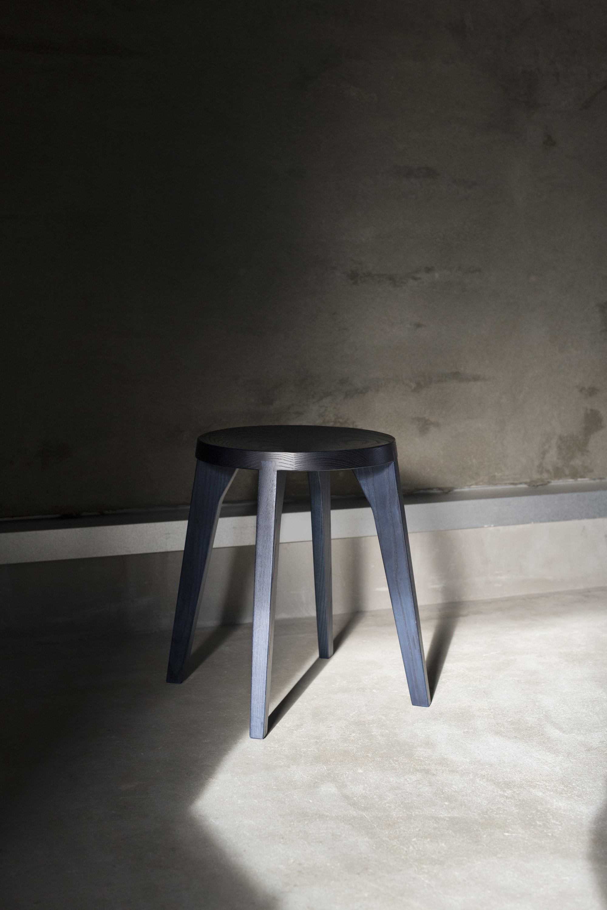 Dovetail Low Stool