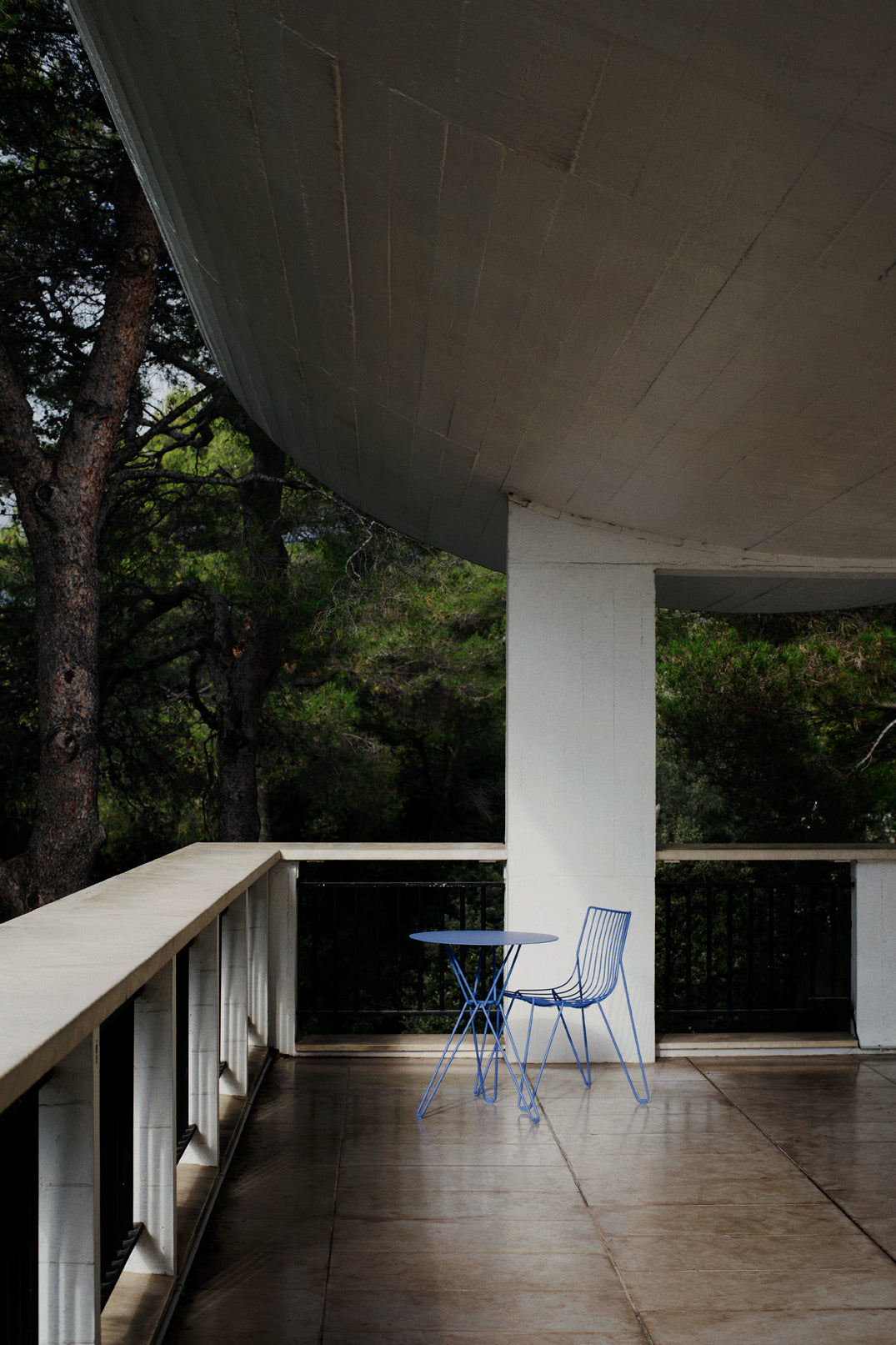 Tio Outdoor Cafe Table