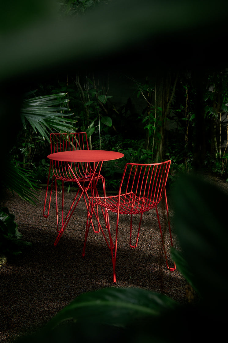 Tio Outdoor Cafe Table