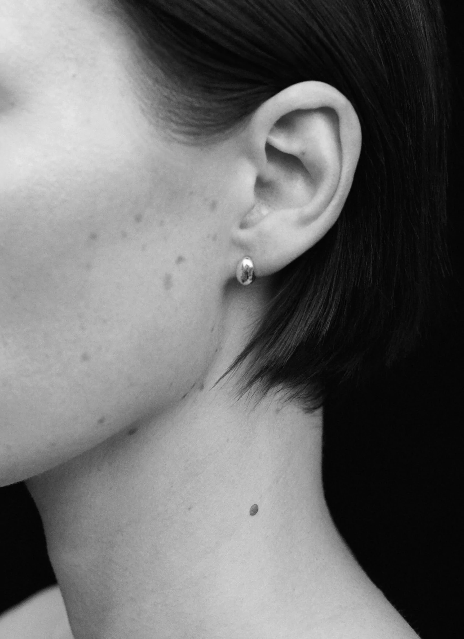 Tiny Egg Studs - Silver