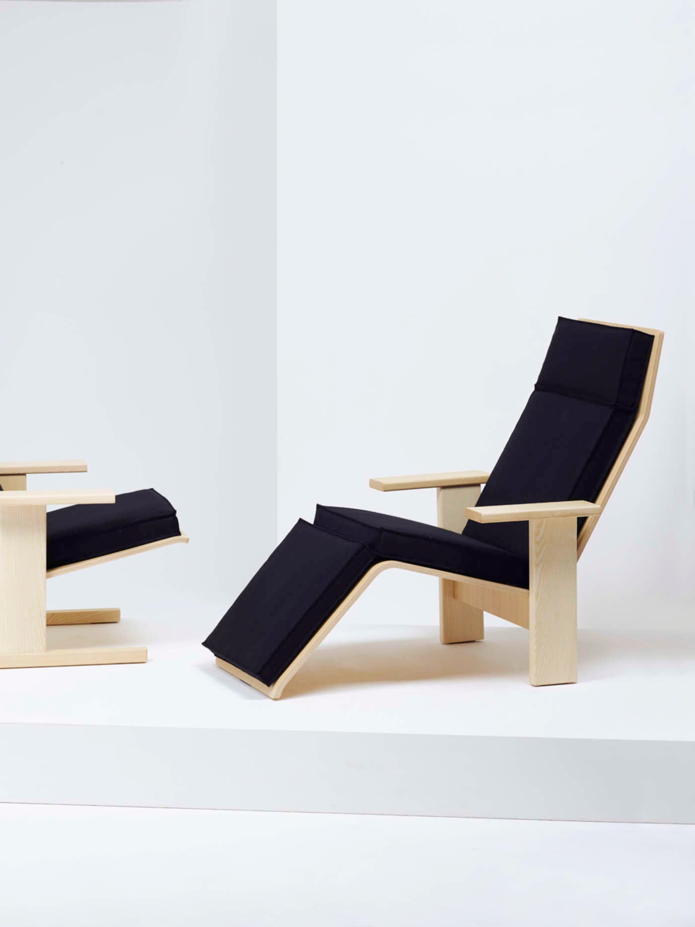 Quindici Upholstered