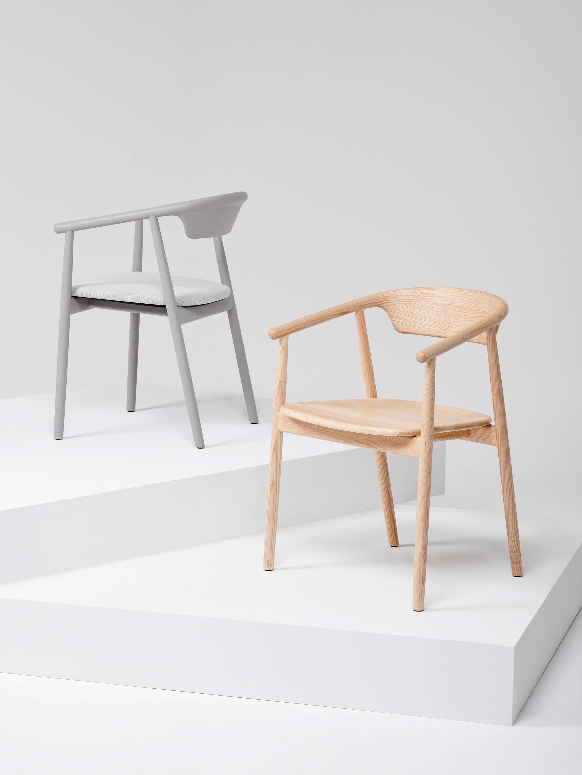 Leva Chair
