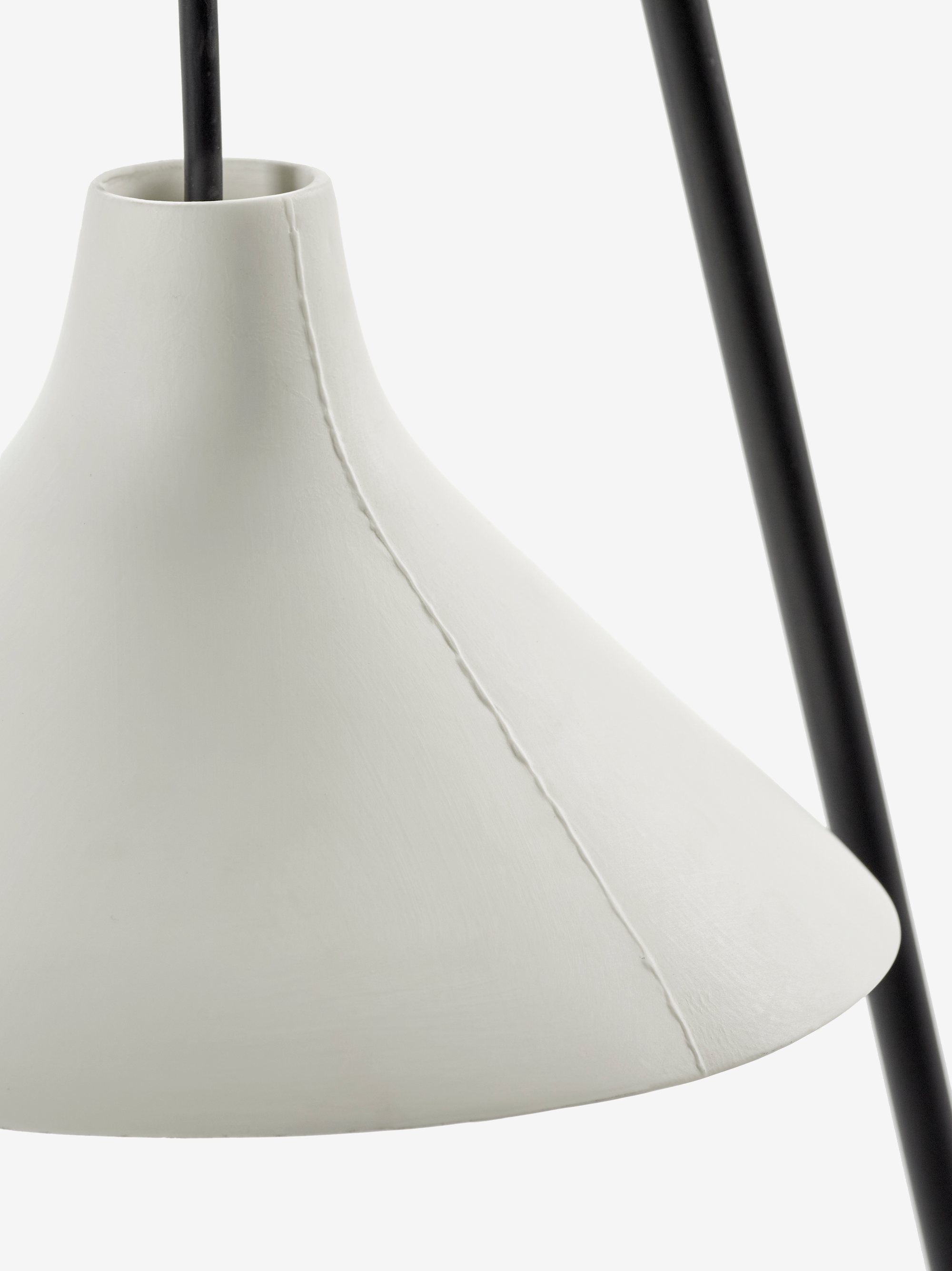 Seam Floor Light by Seppe Van Heusden