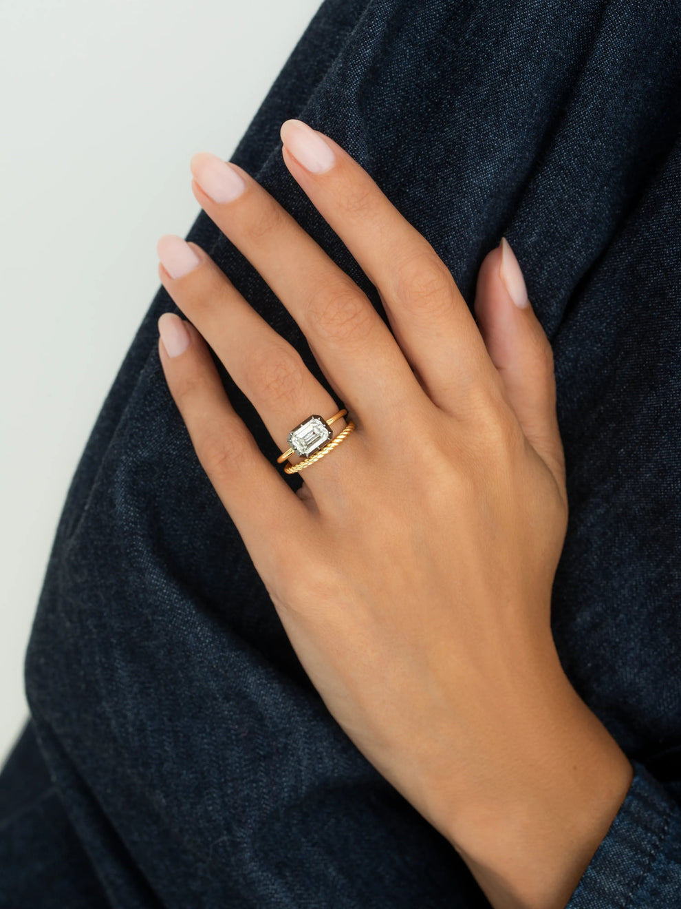 BB Ring - Diamond Emerald-Cut East-West BWG 1.50ct