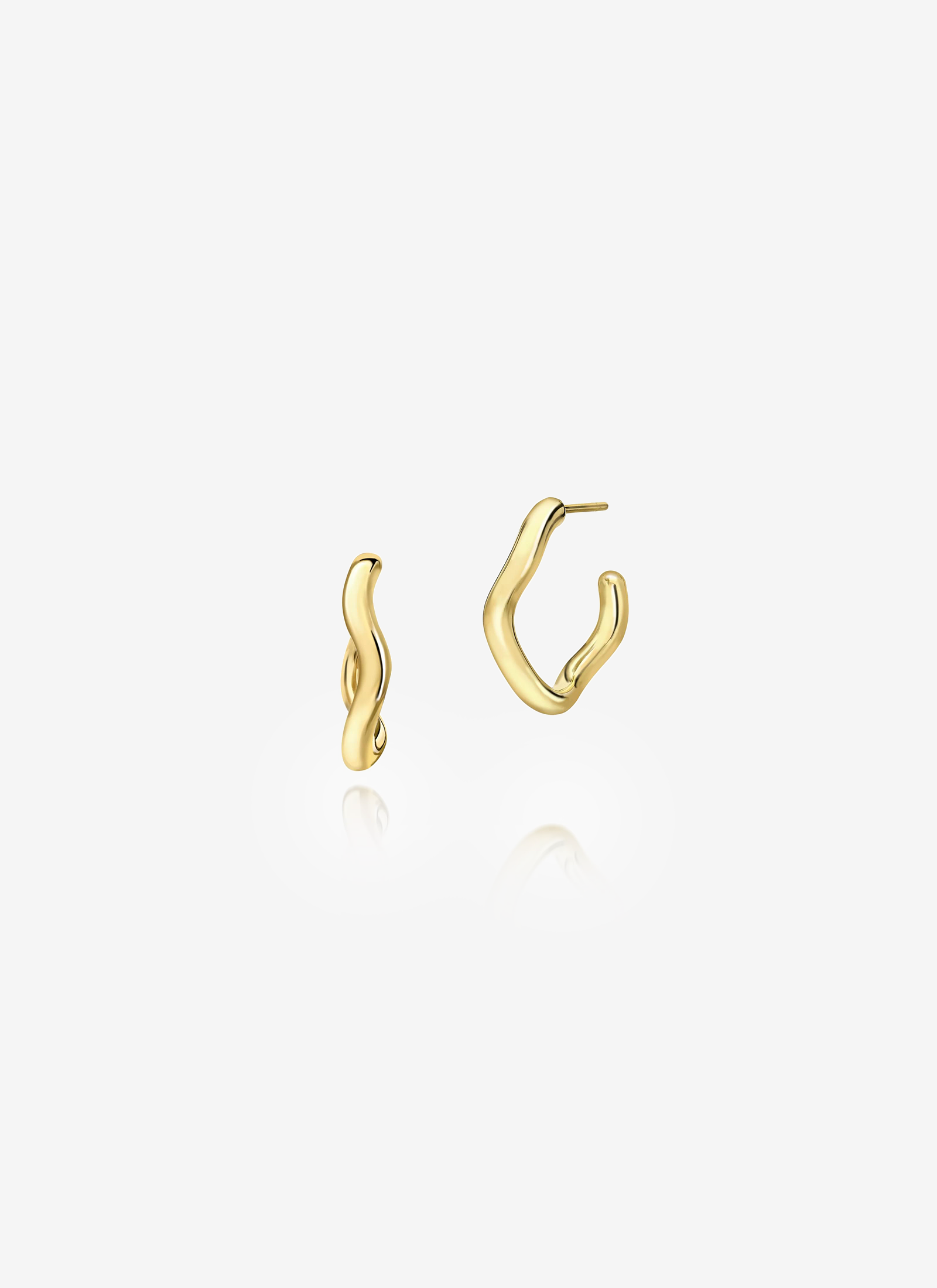 Carmela Spaghetti Hoop Earrings in Gold