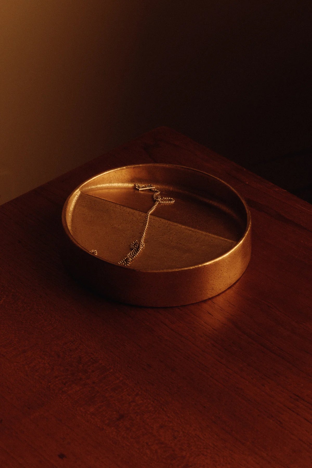 Round Vide Poche in Bronze