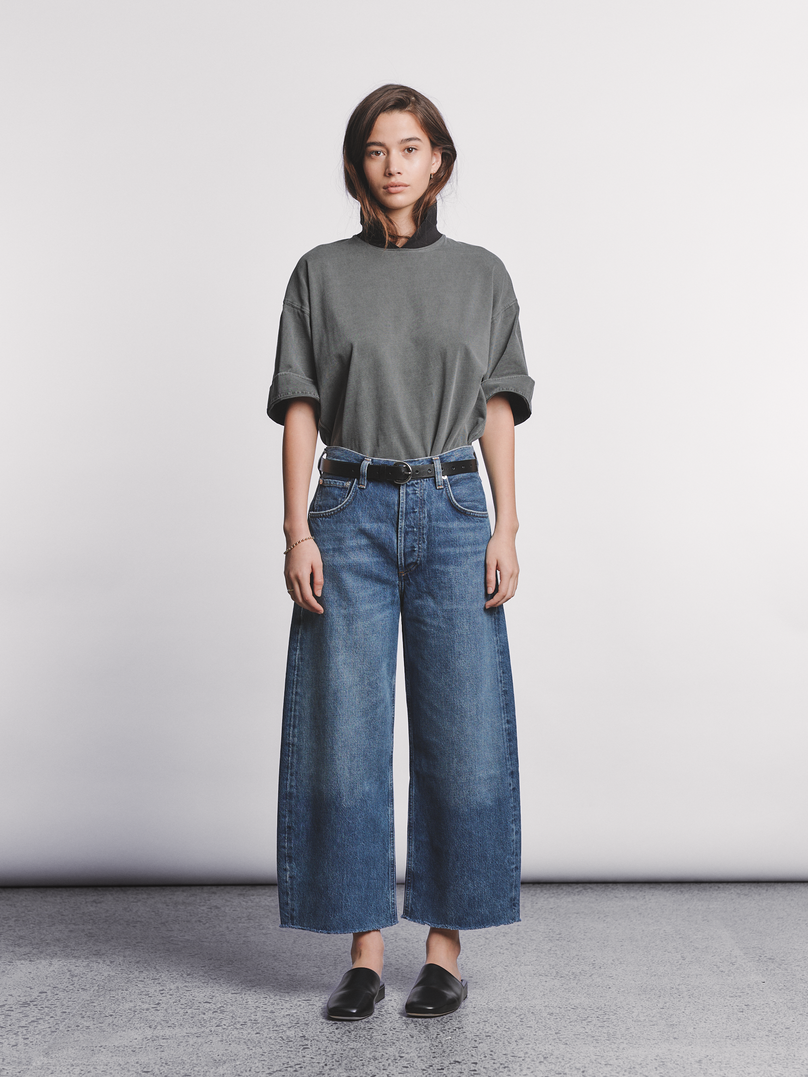 Ayla Crop Jean in Chaya (Mid Indigo)
