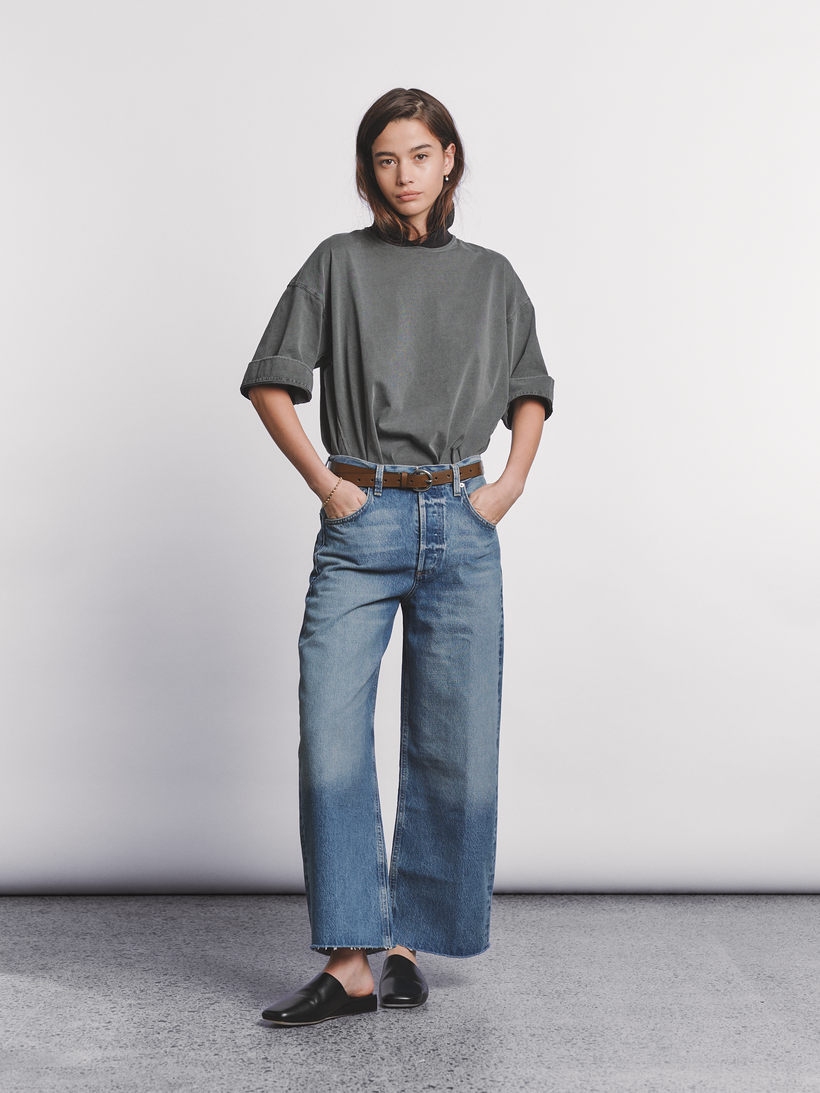 Ayla Crop Jean in Doheny (Mid-Blue)