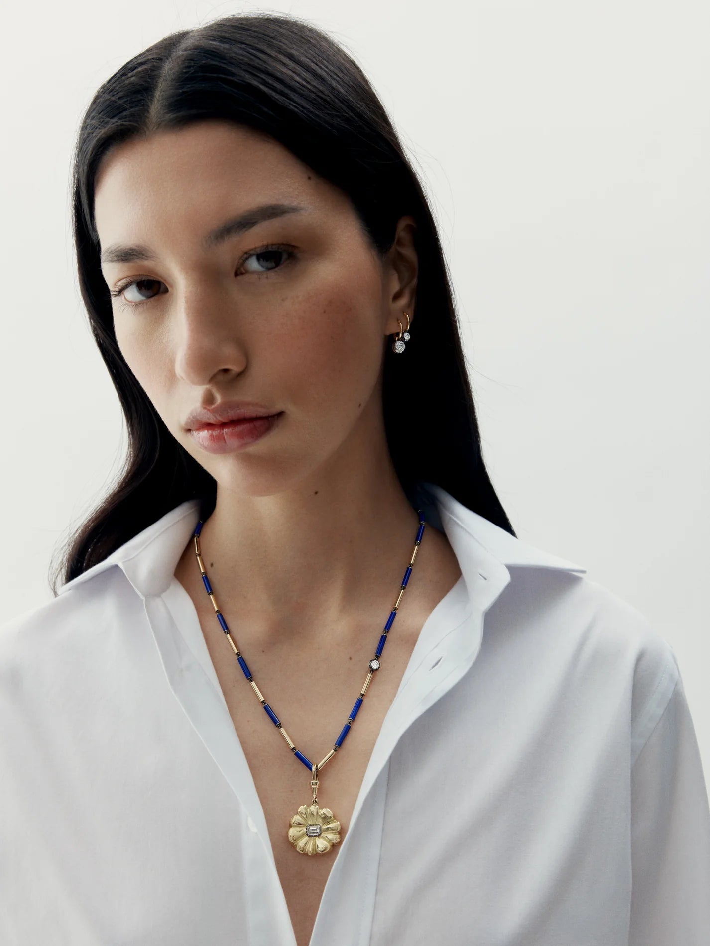 Necklace - Lapis, Diamond & Gold 21" (Medallions)