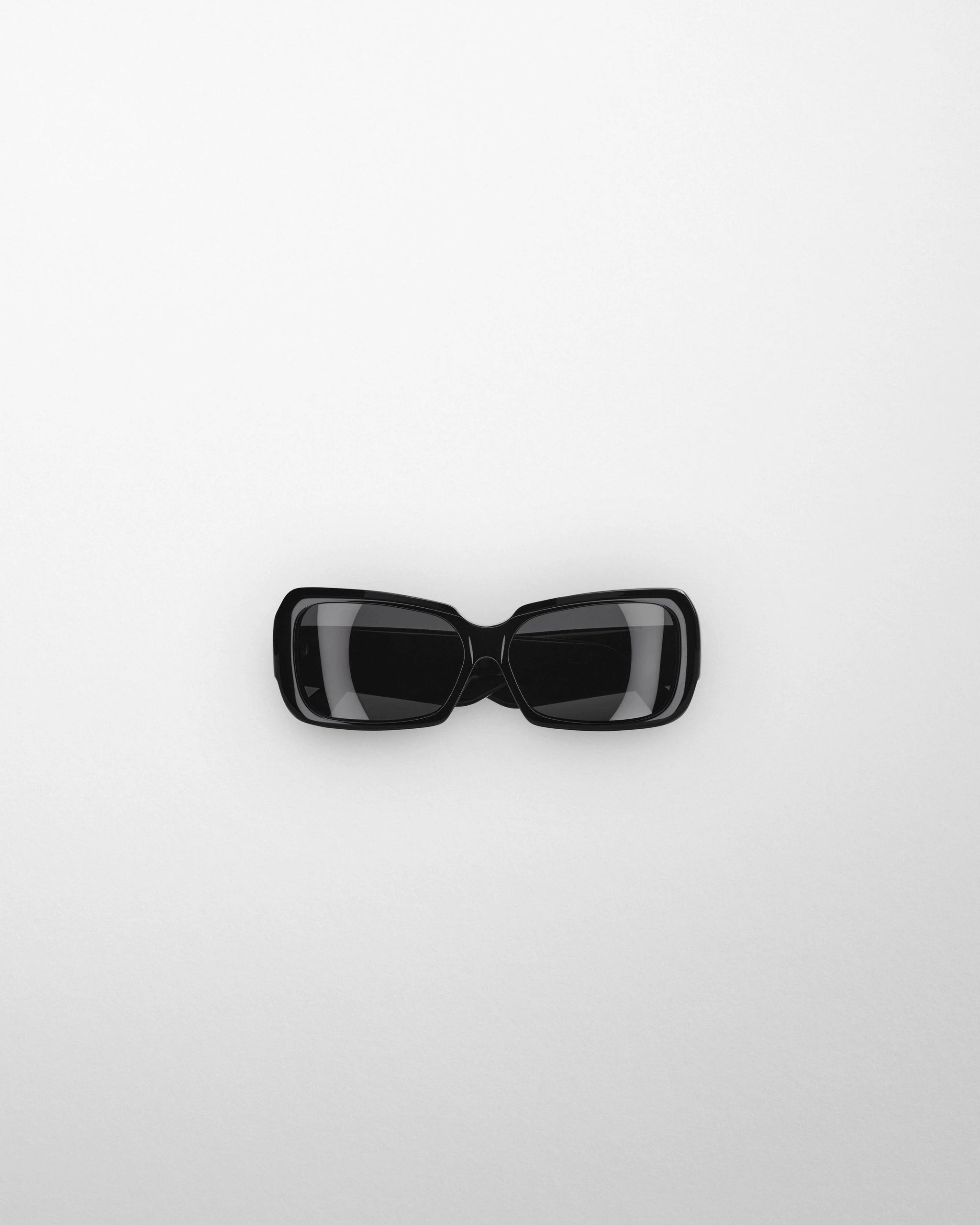 Score Sunglasses in Black w Black Lens