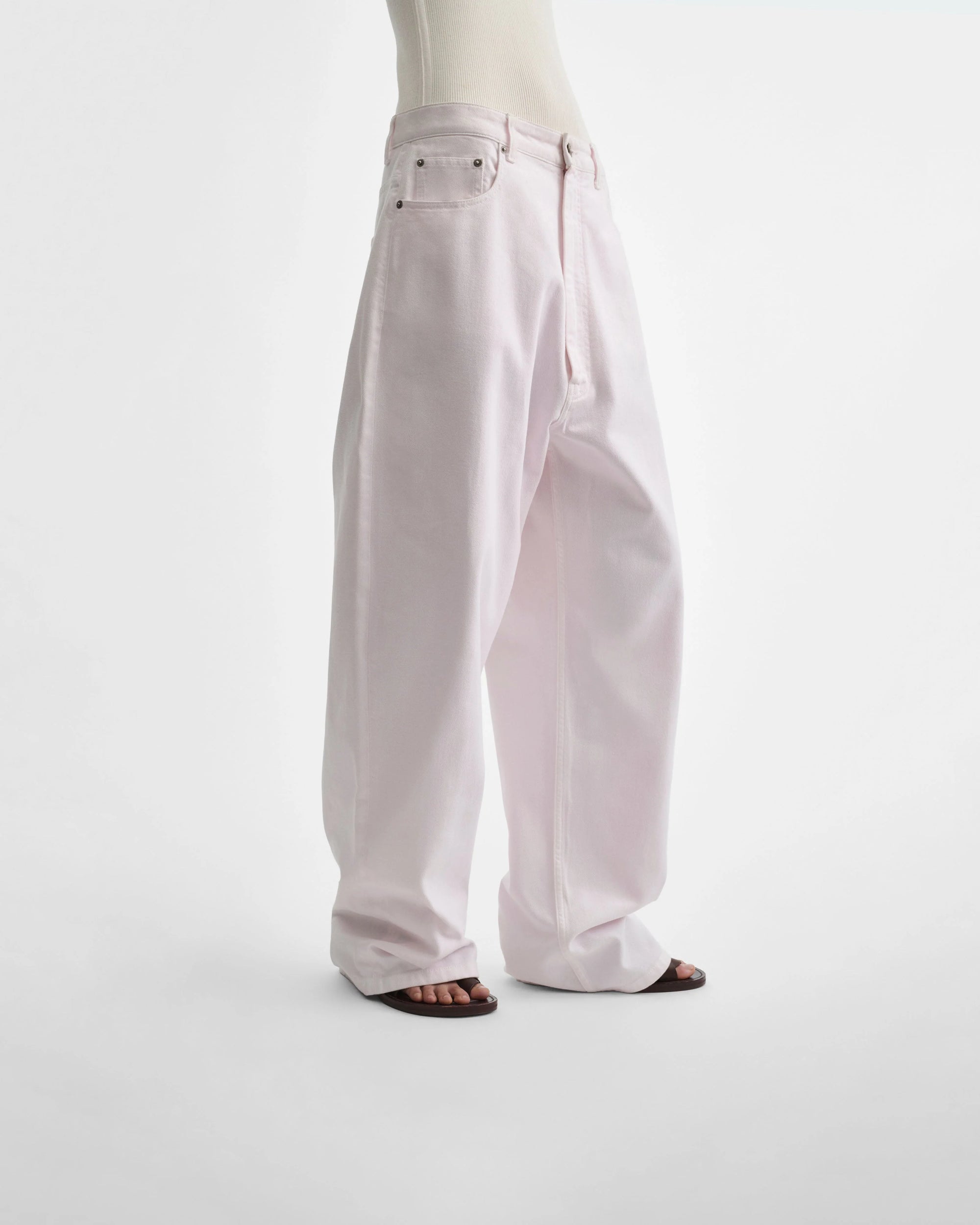 Low Rise Dropped Jeans - Peony