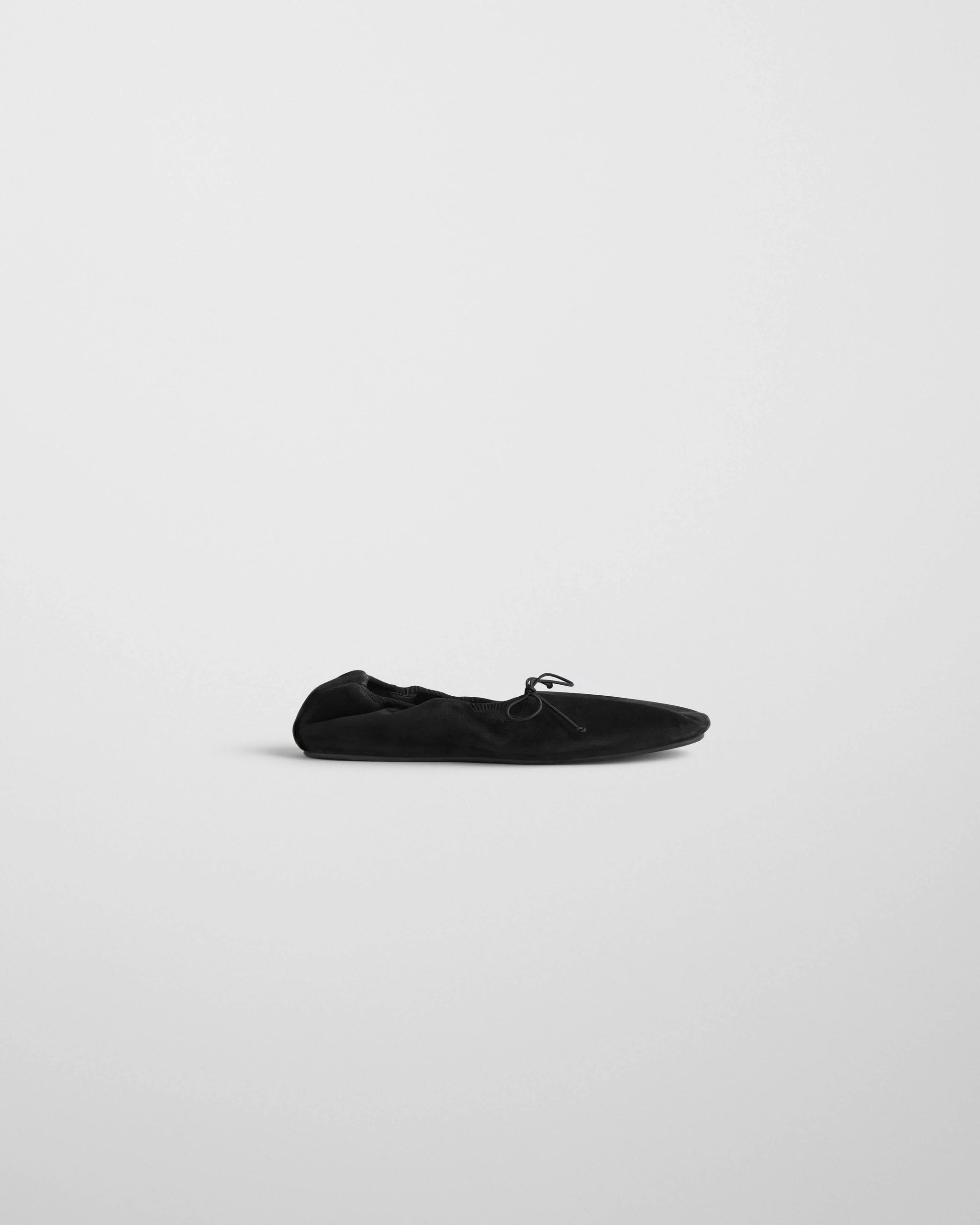 Gathered Flat - Black Suede