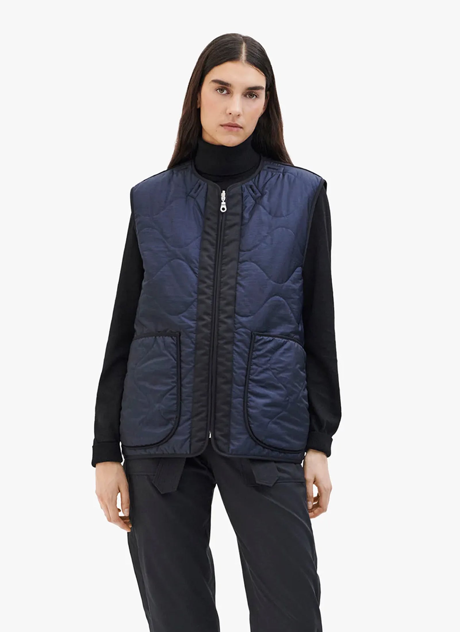 Airmail Quilted Vest - Navy / Dark Olive