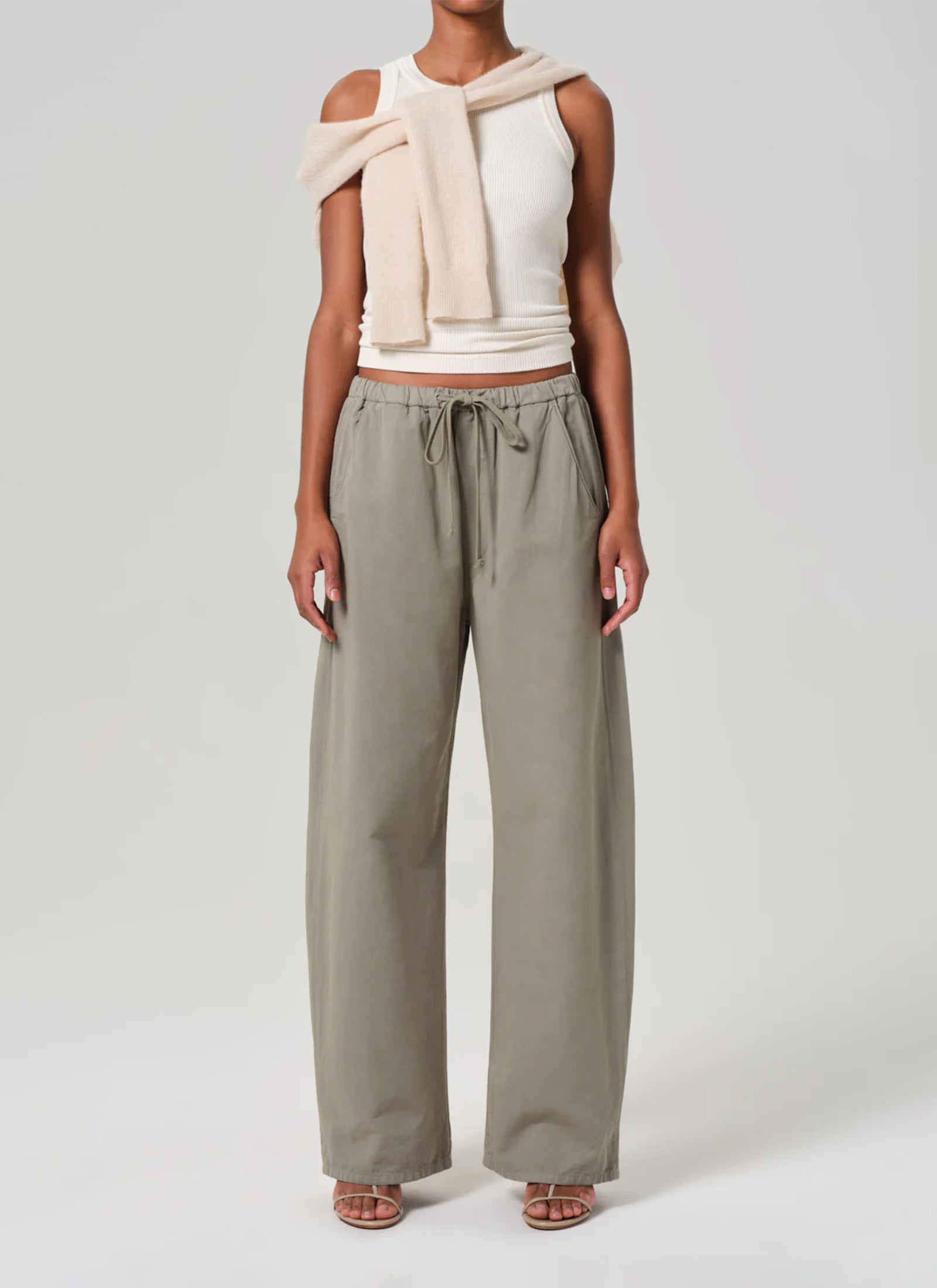 Aurora Pant in Nova (Light Olive)
