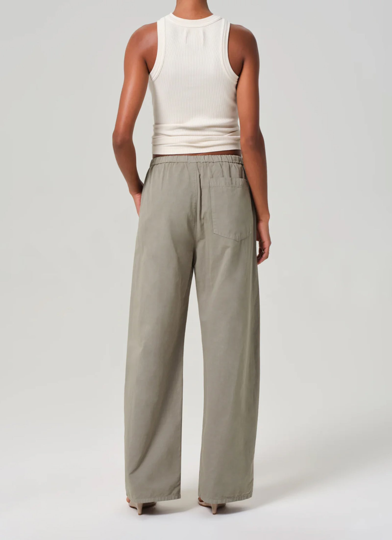 Aurora Pant in Nova (Light Olive)