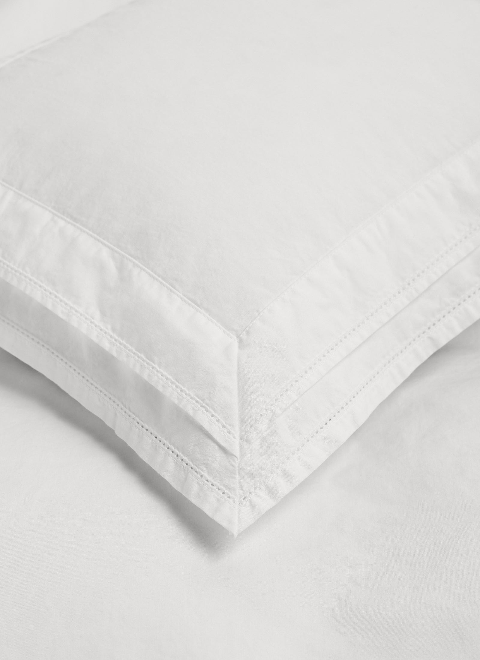 Broderie Anglaise Duvet Cover - Perle in Broken White