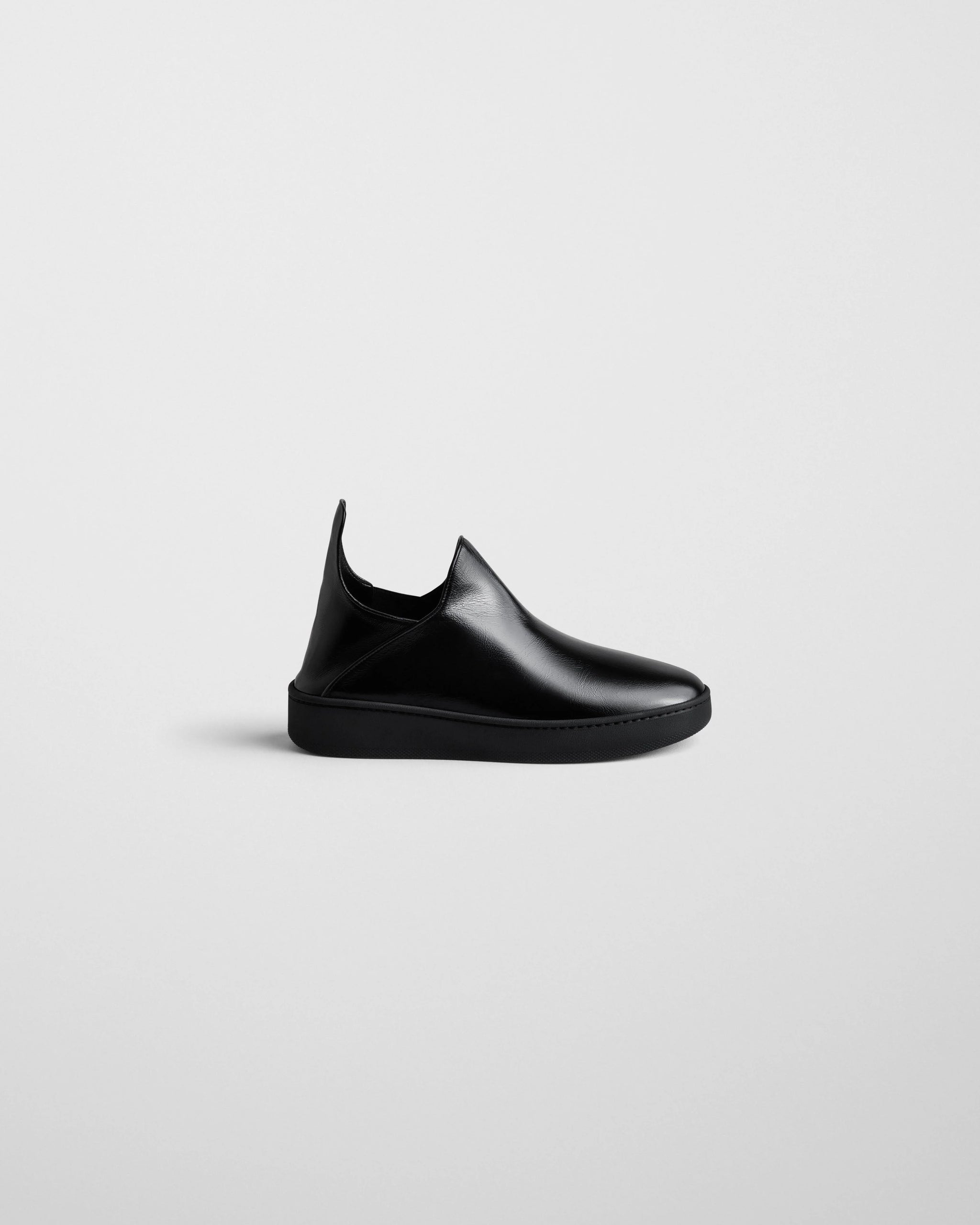 Everyday Sneaker Slip On - Black