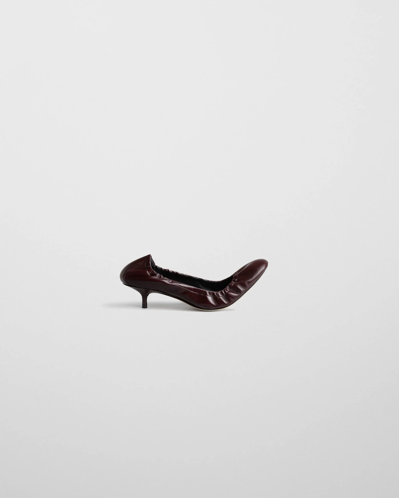 Low Pucker Pump in Oxblood Shiny Calf