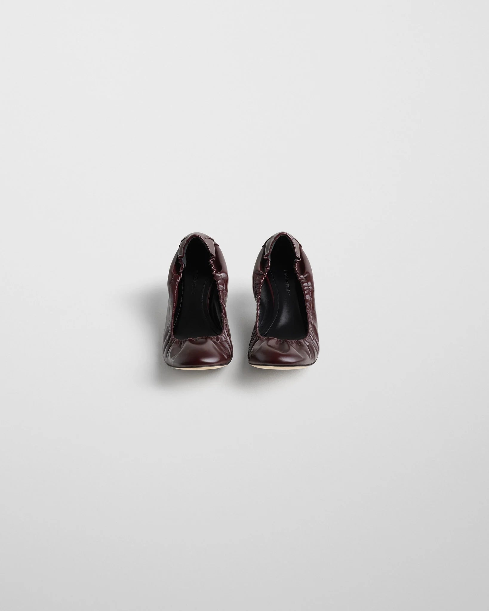 Low Pucker Pump in Oxblood Shiny Calf