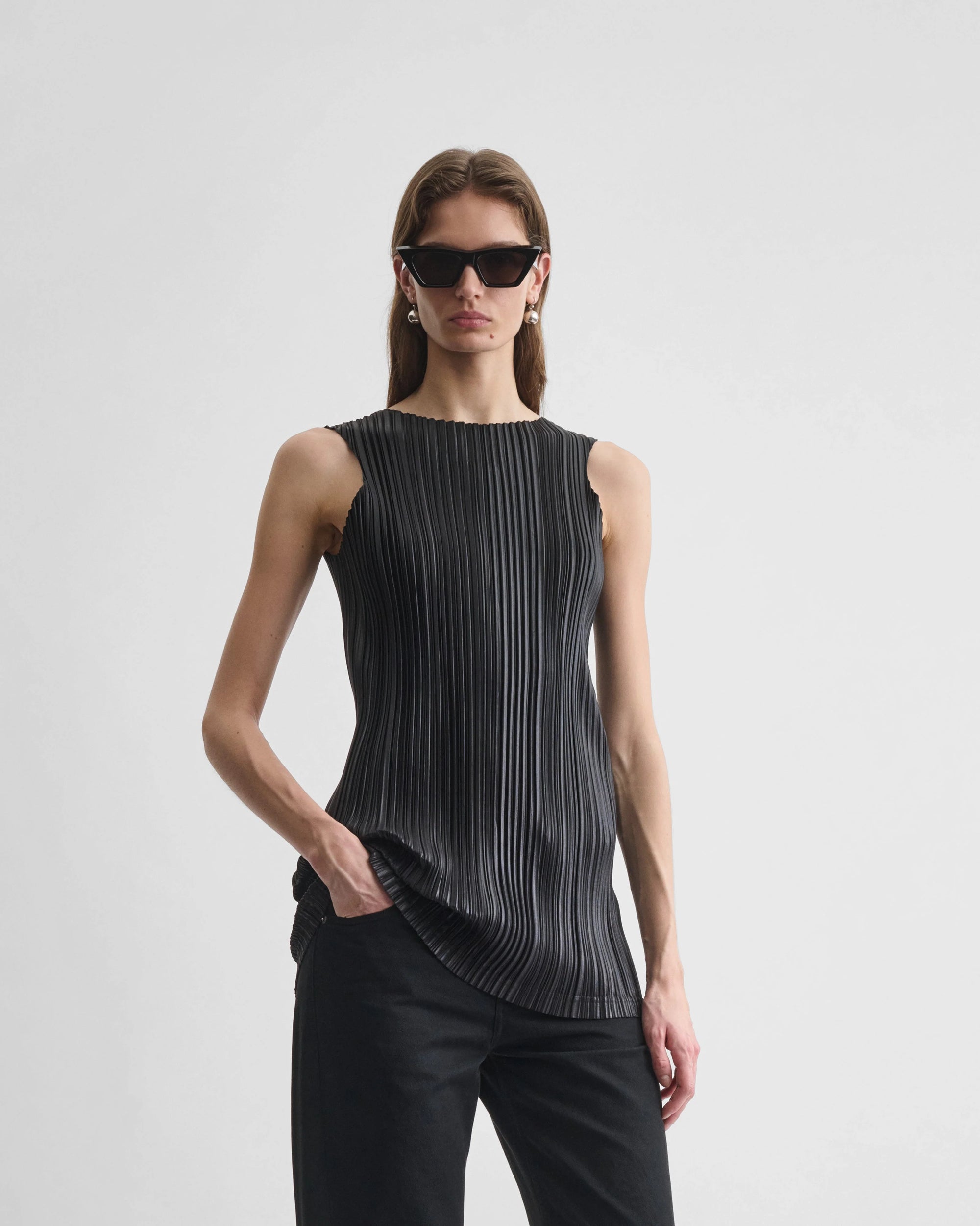 Razor Pleat Tank - Black