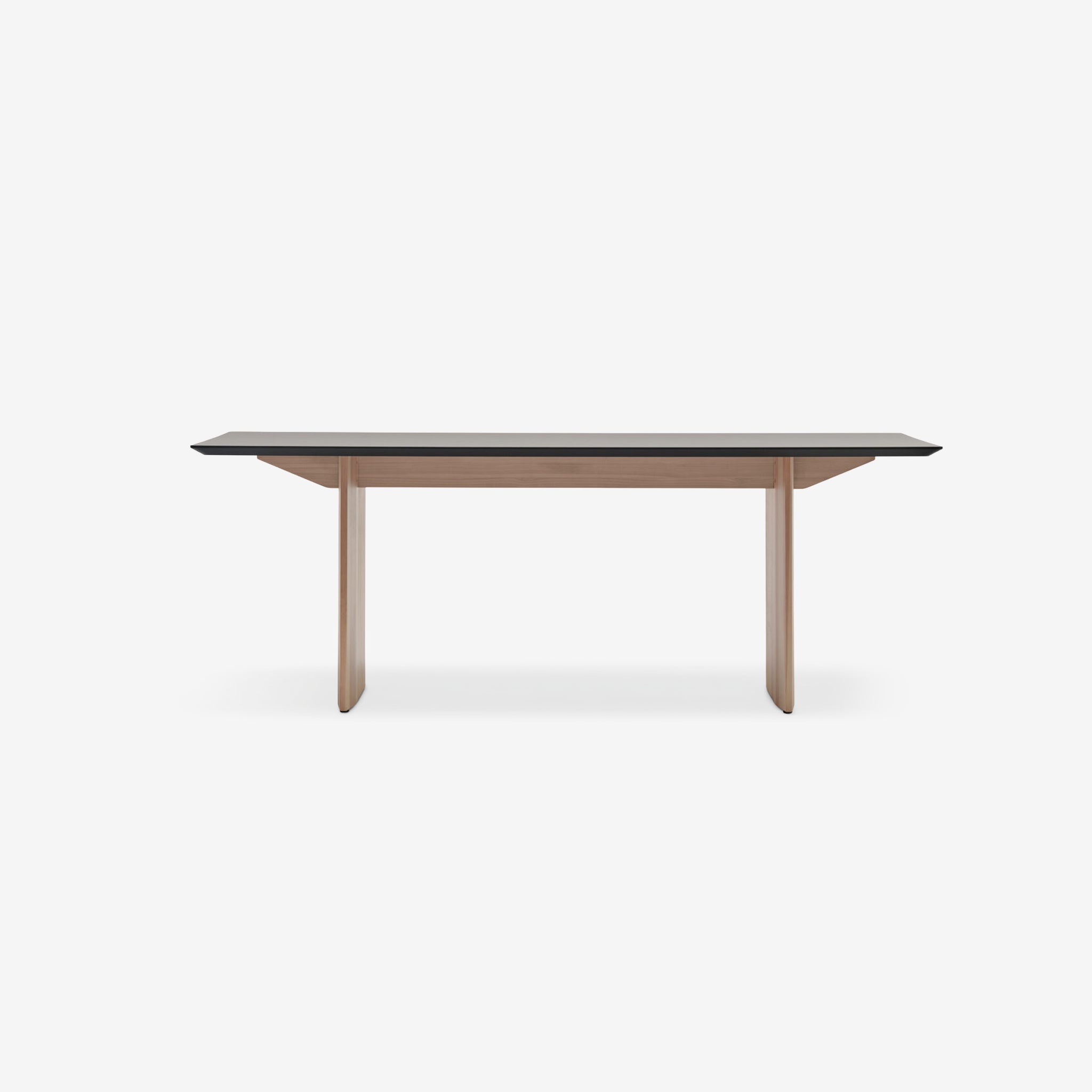 Fronda Table