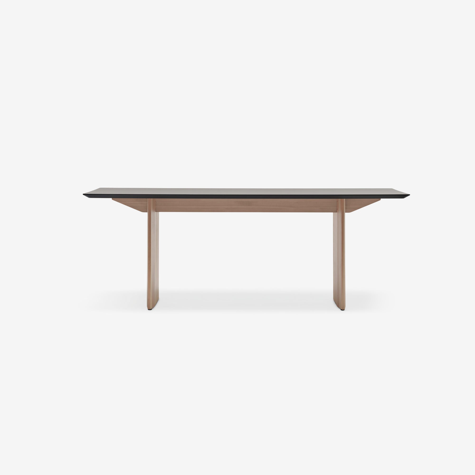 Fronda Table