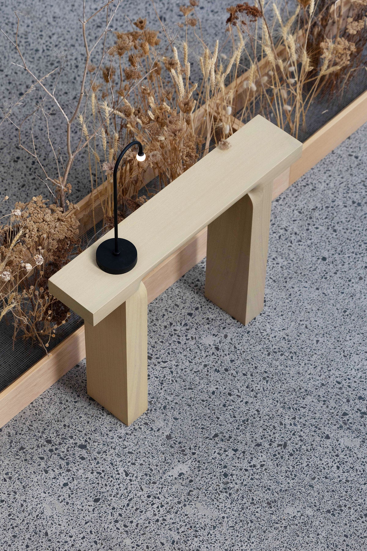 OTO Medium Console