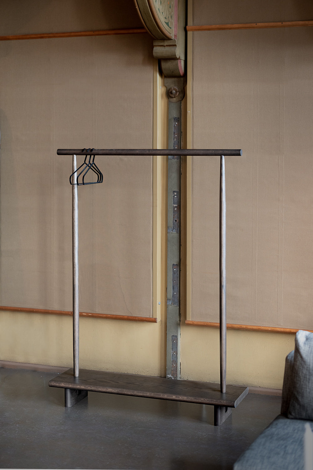 Kata Coat Stand