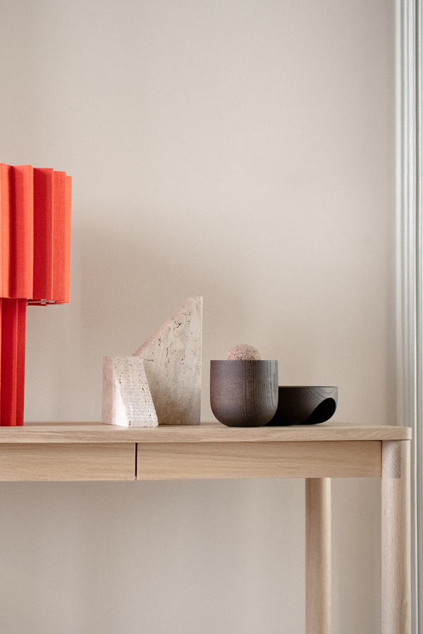 Koyabari Console Table