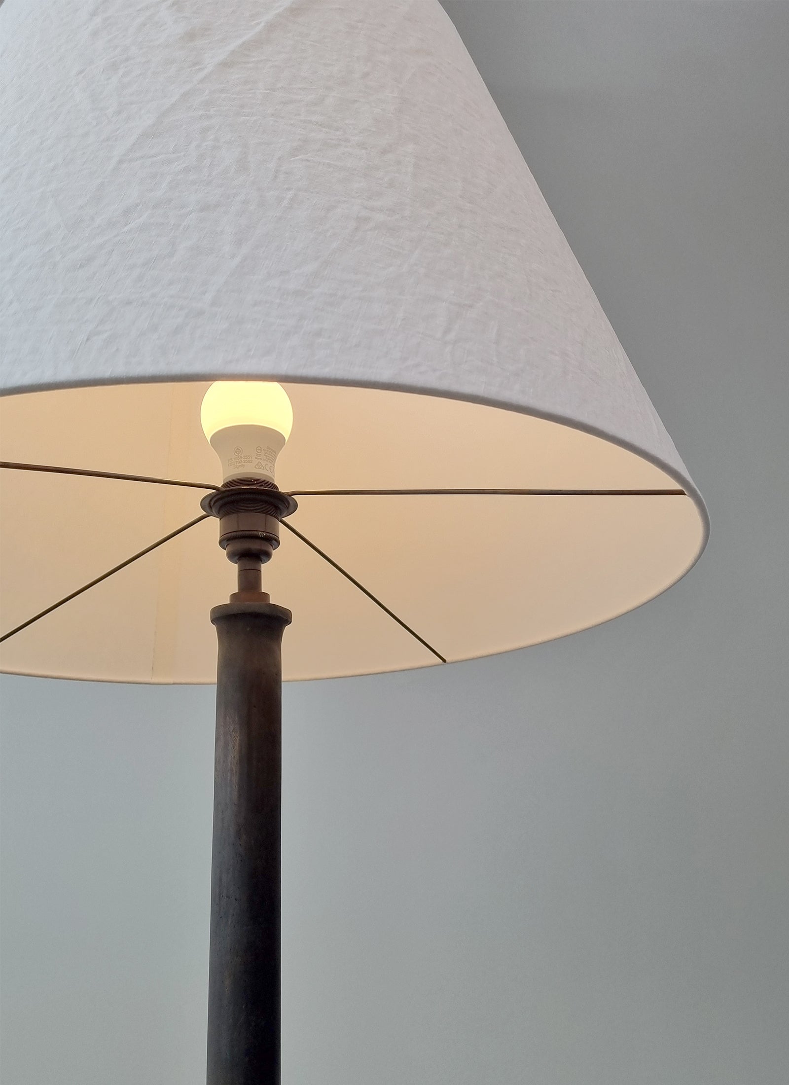 Kupoli Floor Lamp