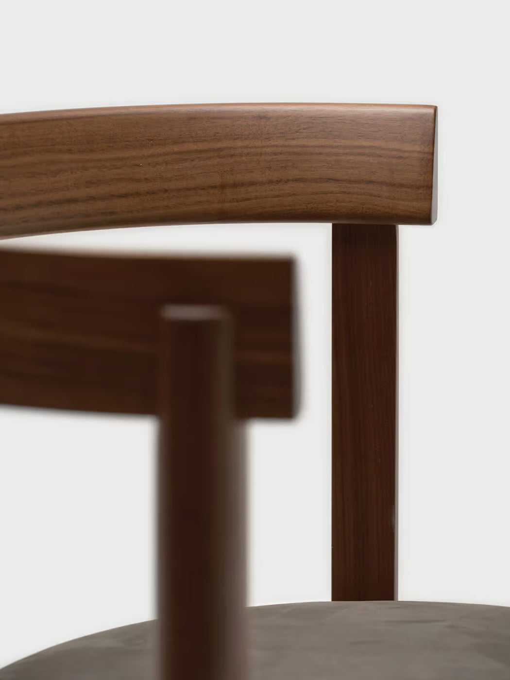 Apsis Armchair