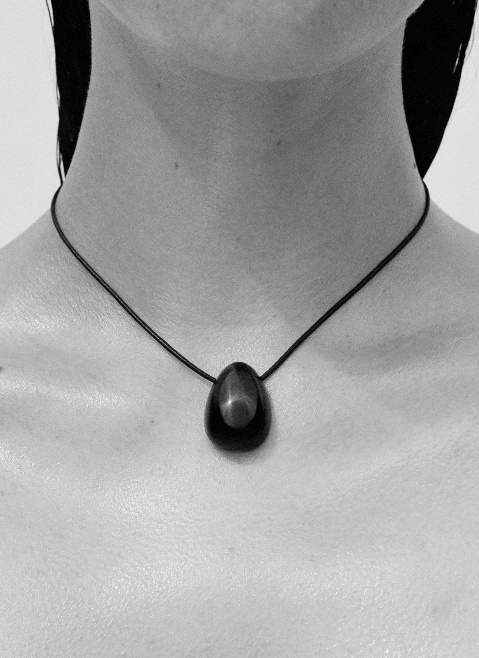 Everyday Egg Onyx Choker