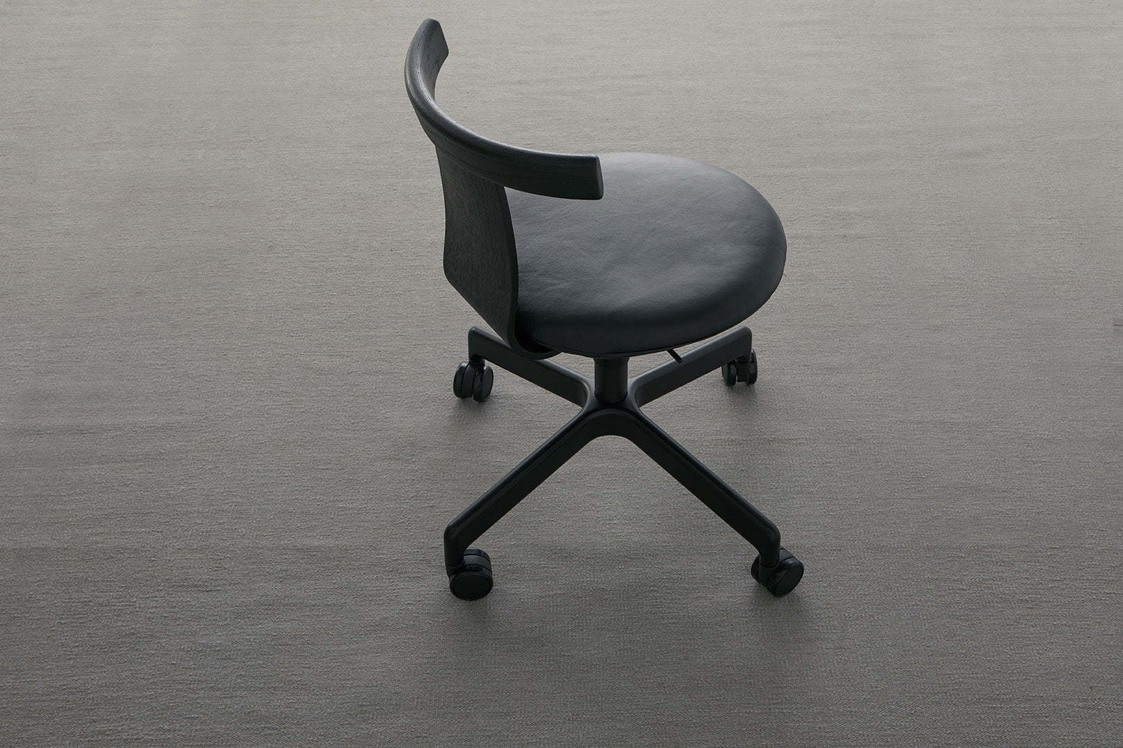Jiro Swivel Chair
