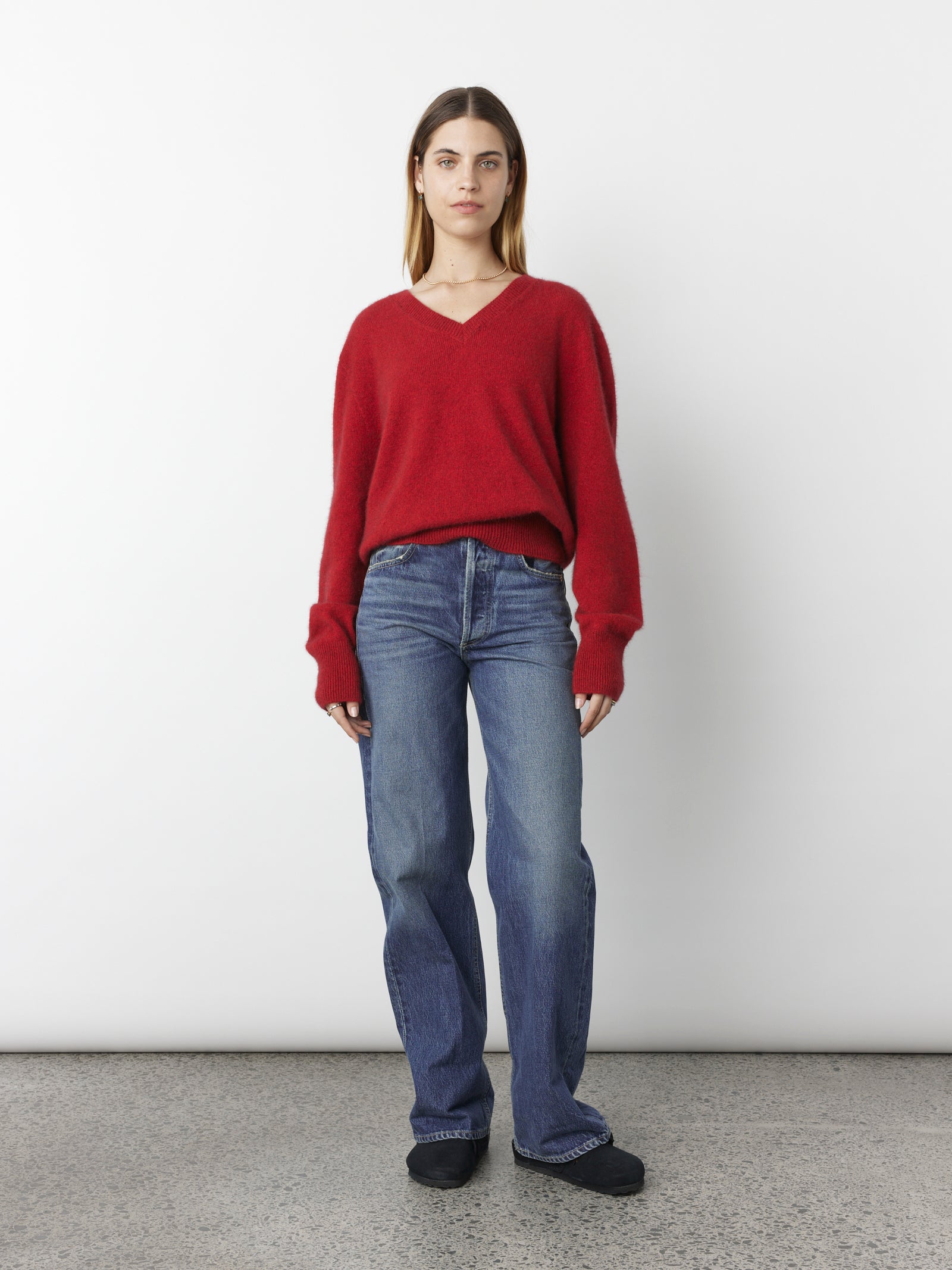 V Neck Jumper In Red