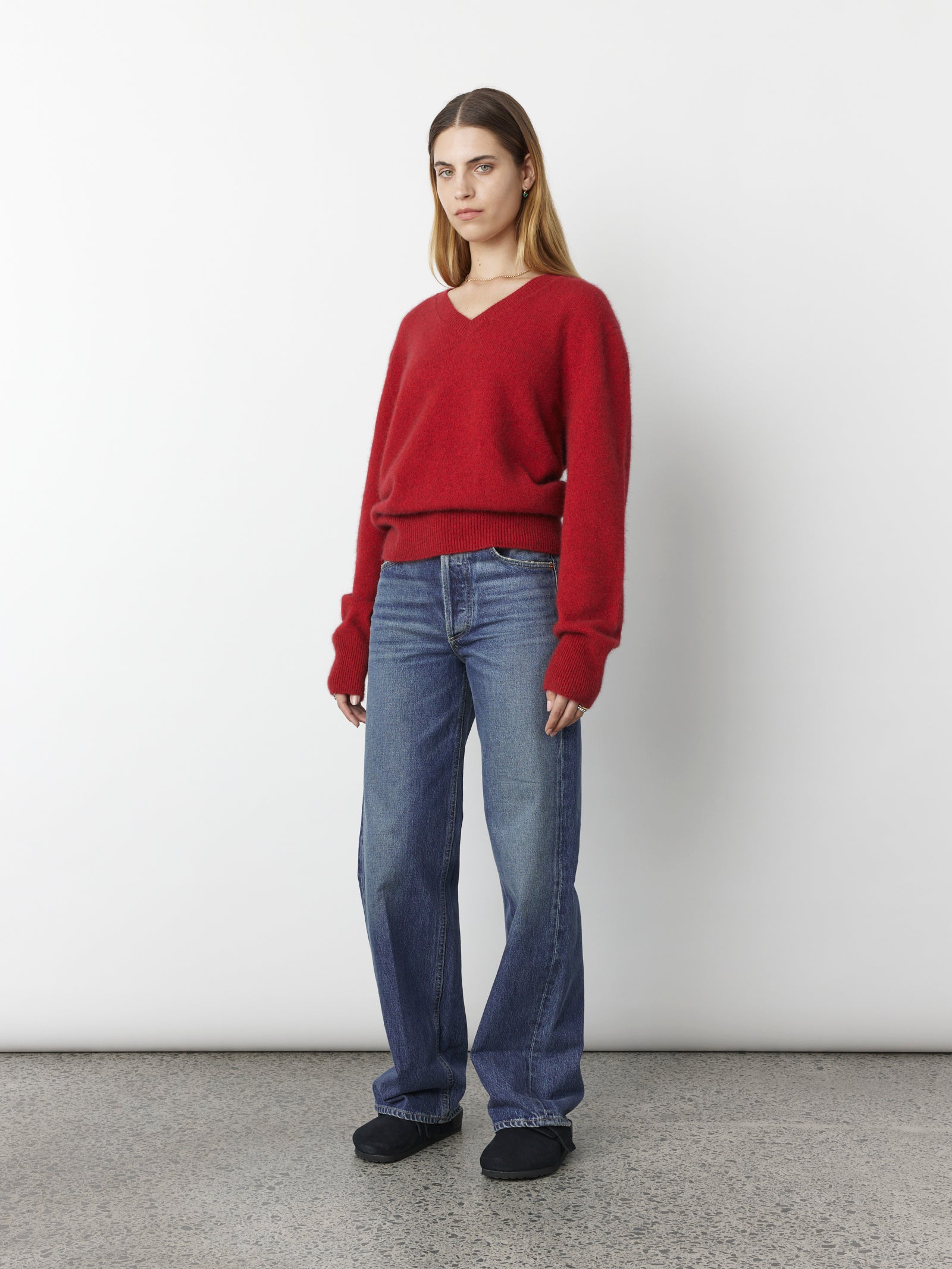 V Neck Jumper In Red