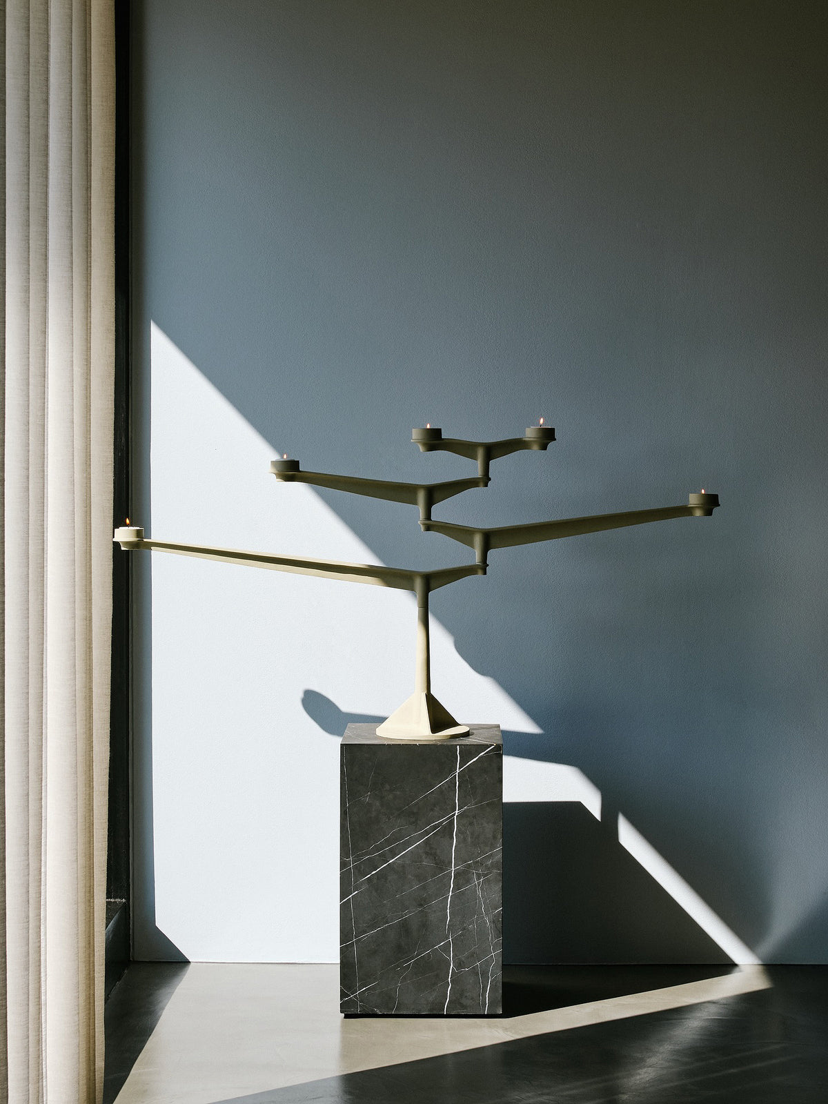 Spin Candelabra - Putty