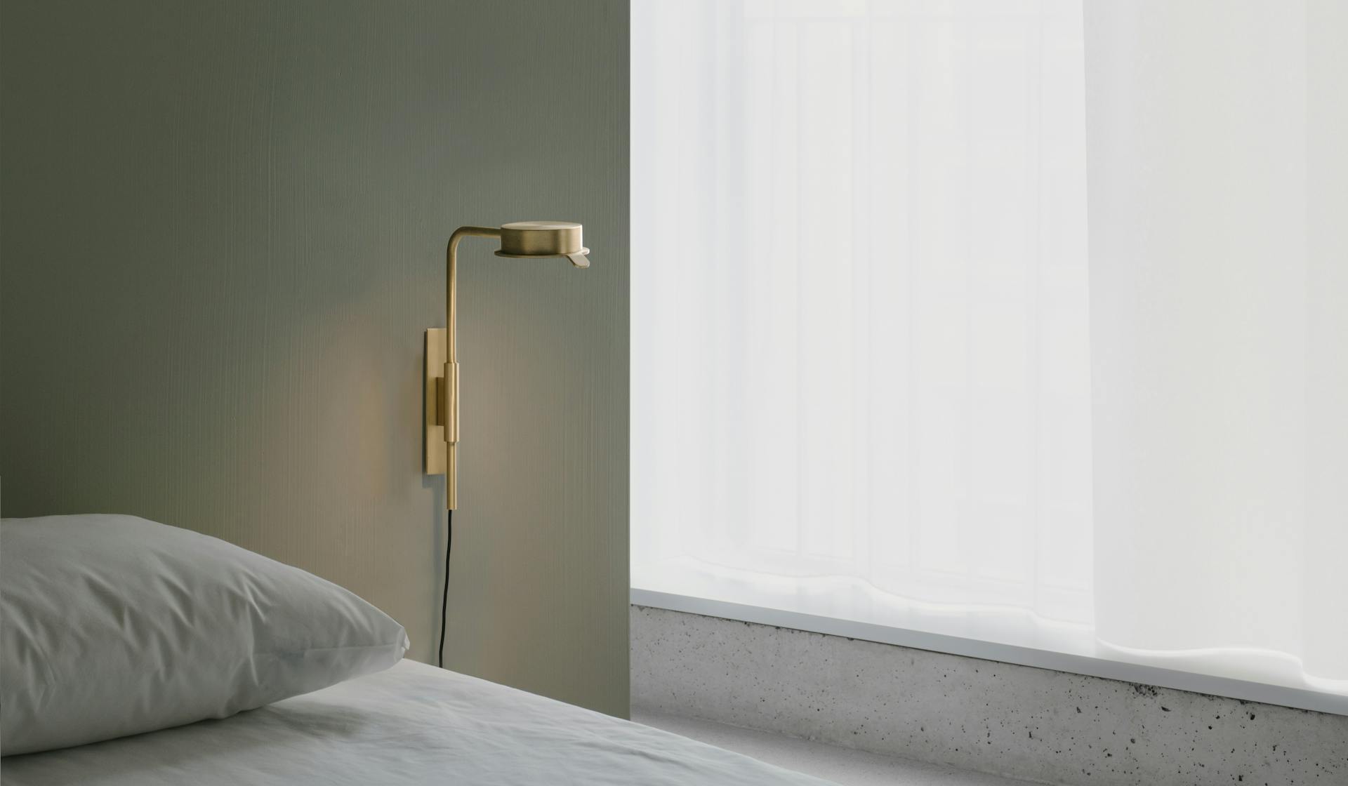 w102 Chipperfield Wall Light