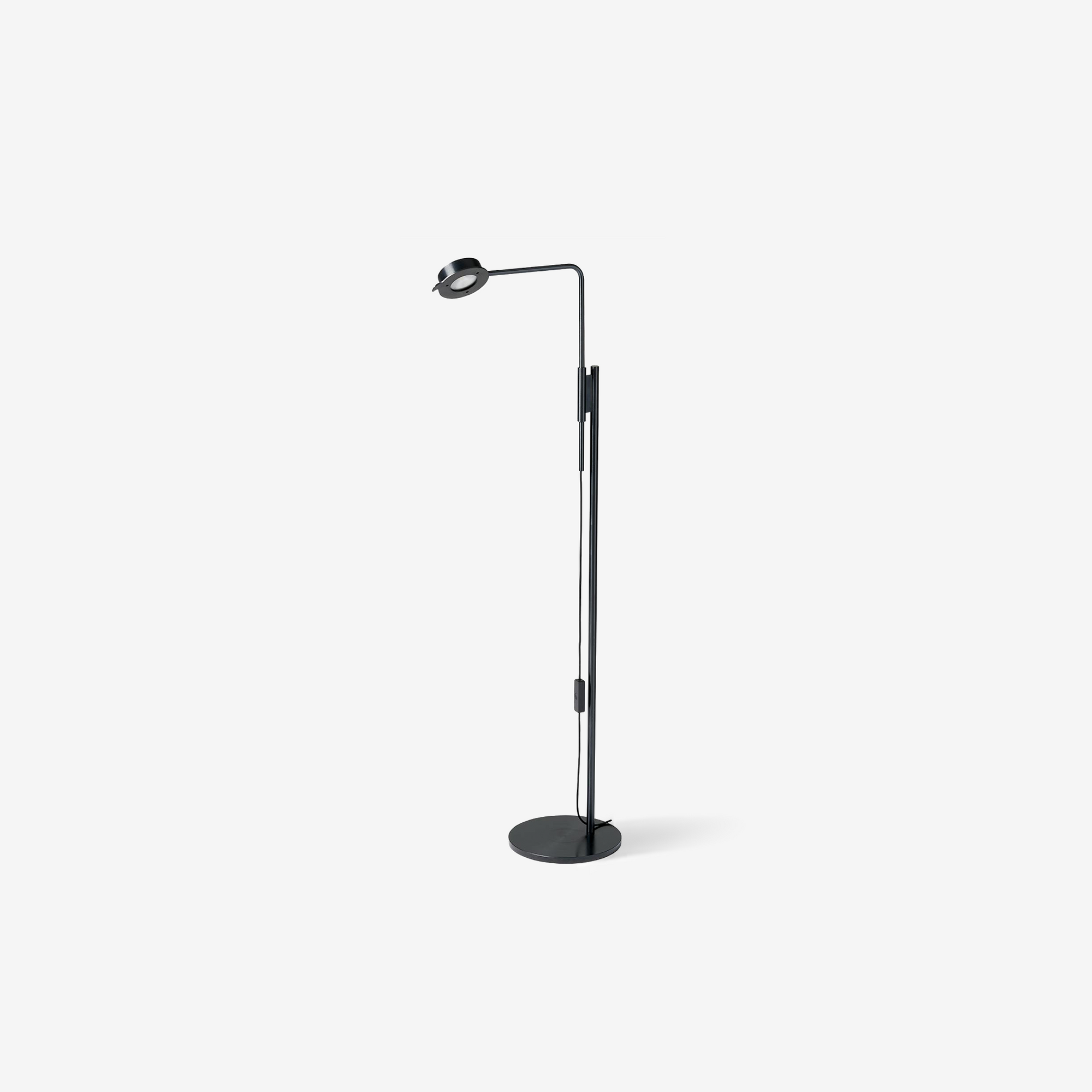 w102 Chipperfield Floor Light