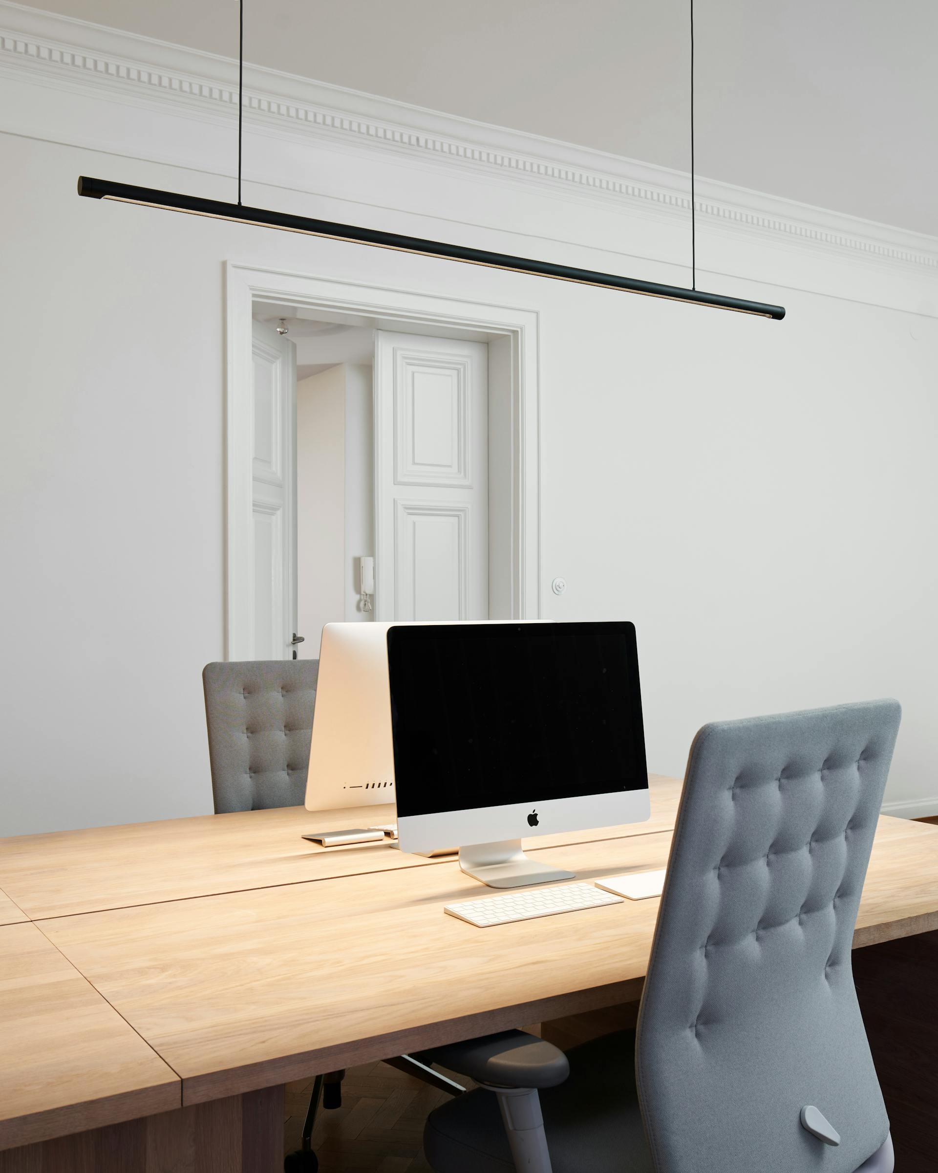 w181 Linier Pendant